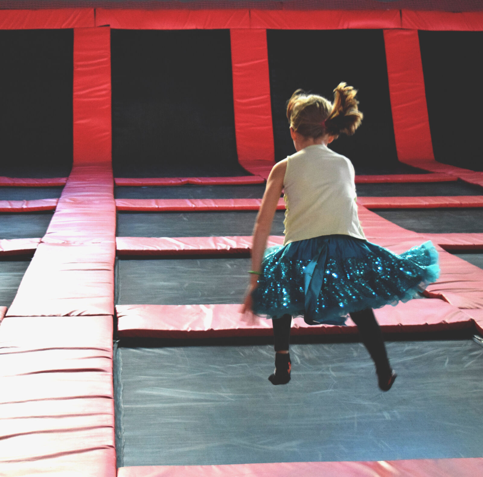 Nikon D3300 sample photo. Fun, jump, jumping, kid photography