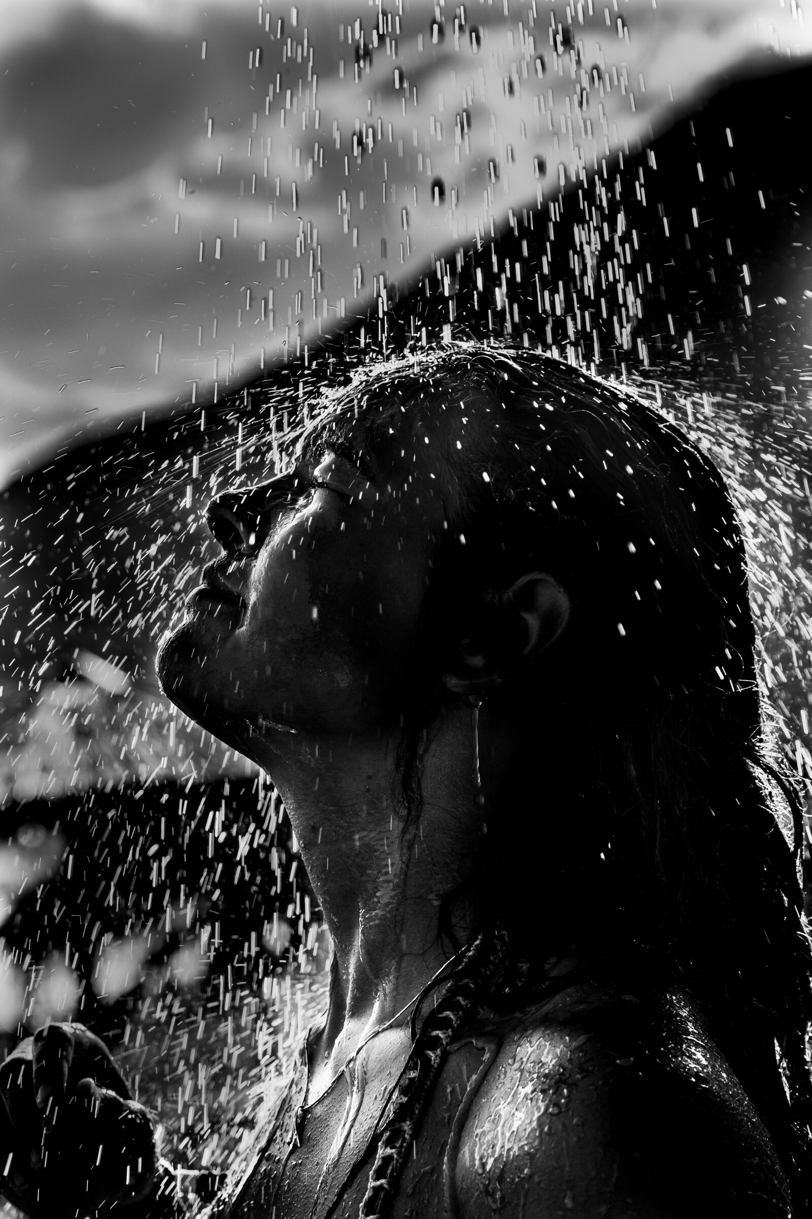 Canon EOS 6D + Canon EF 24-105mm F4L IS USM sample photo. Shower, girl, sea photography