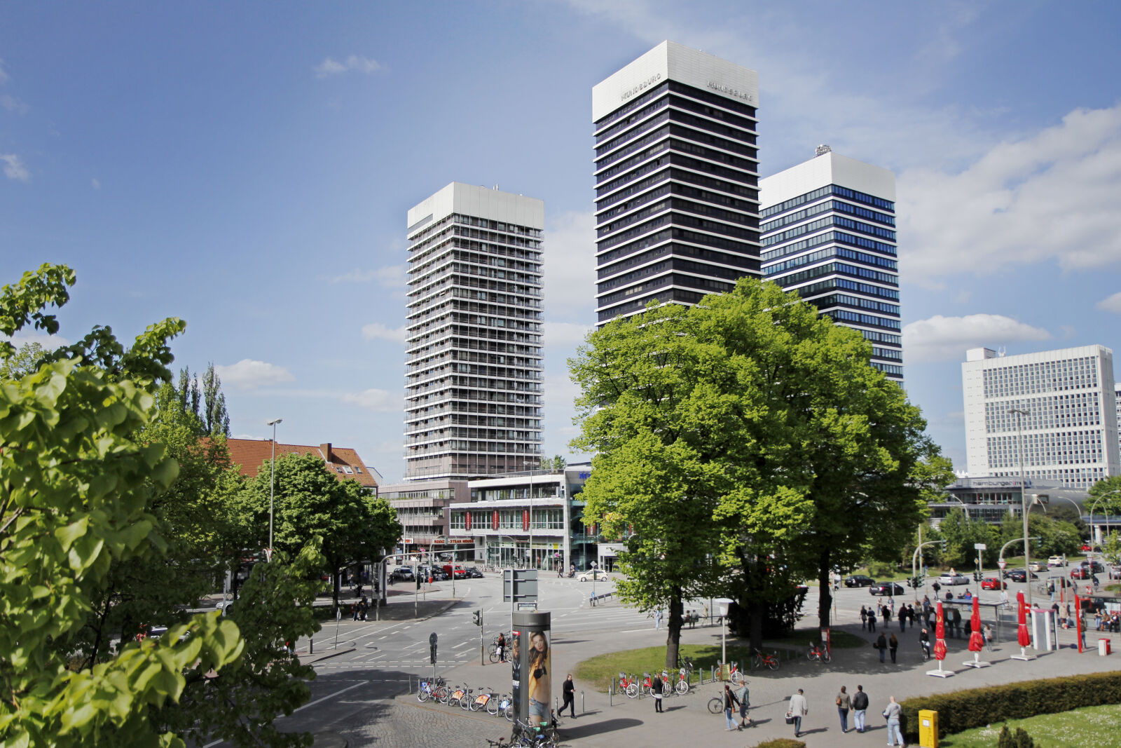 Canon EOS 60D sample photo. Hamburg, mundsburg, tower, spring photography