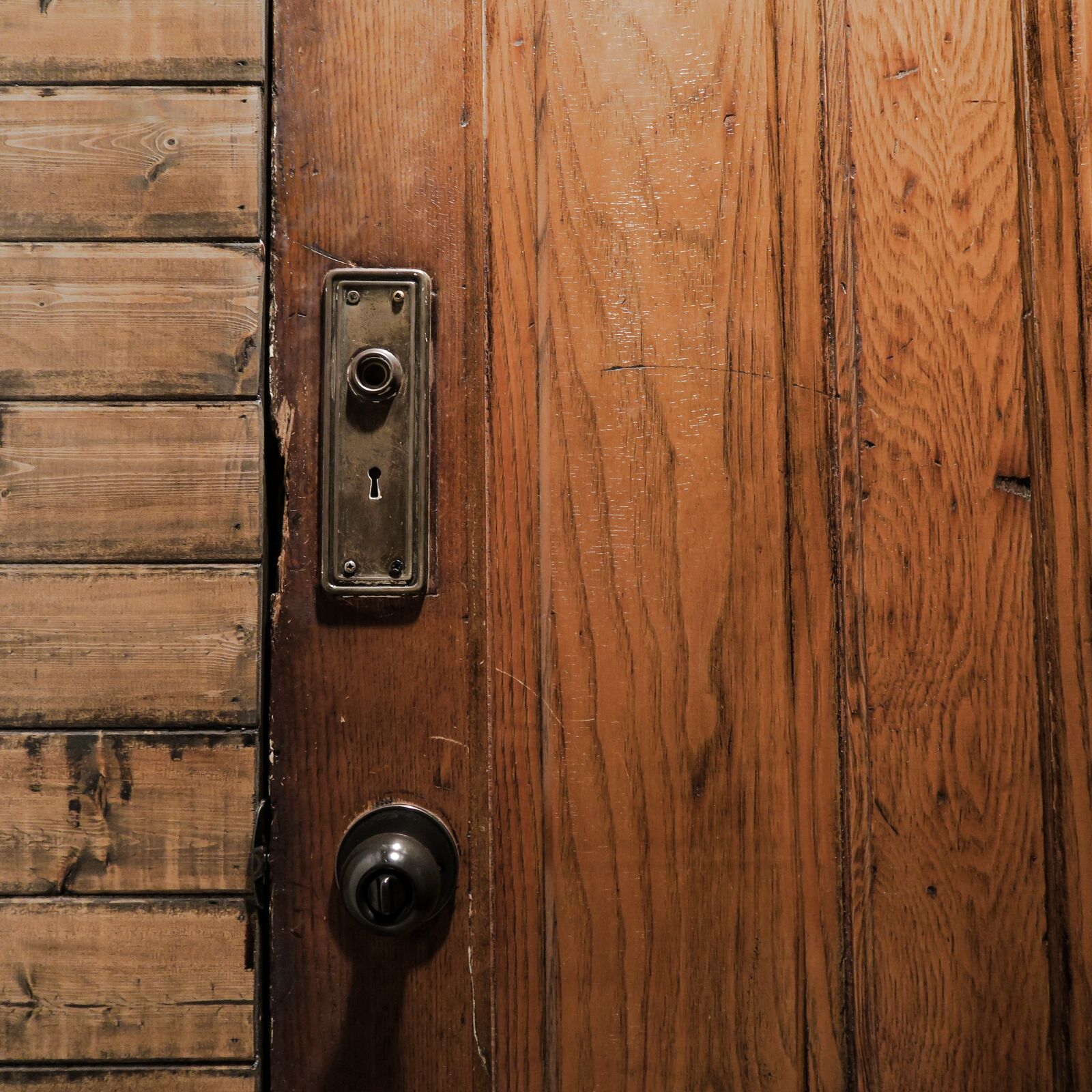 Canon PowerShot G7 X sample photo. Wood, lock, door photography