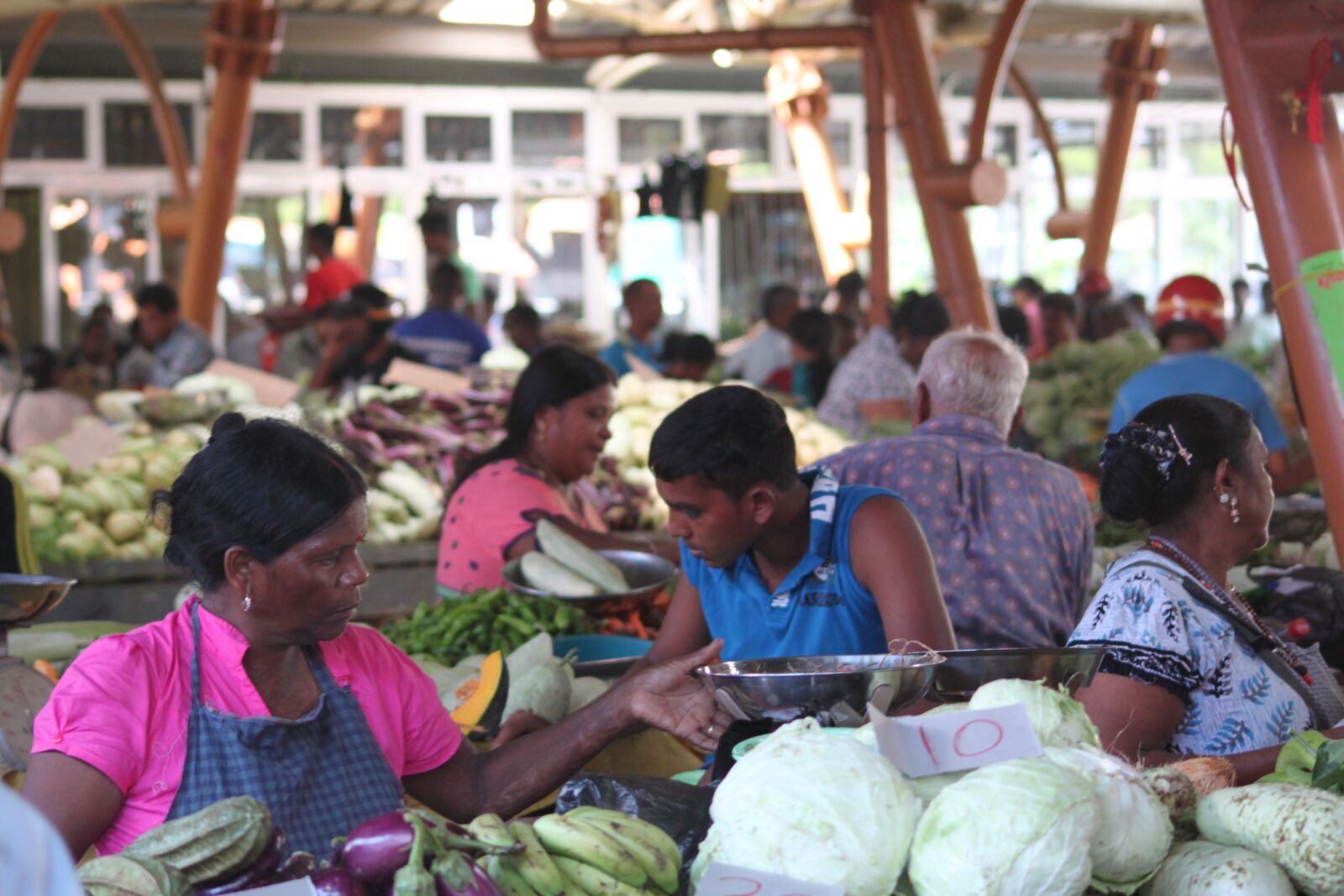 Canon EOS 500D (EOS Rebel T1i / EOS Kiss X3) sample photo. Mauritius, market, exotic photography