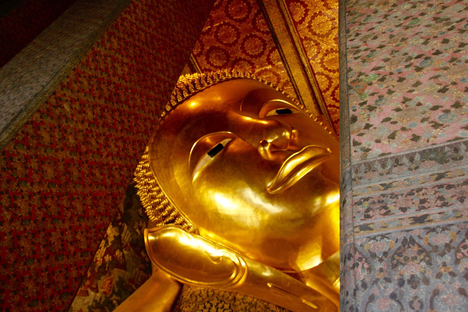 Canon EOS 60D sample photo. Lying, buddha, thailand photography