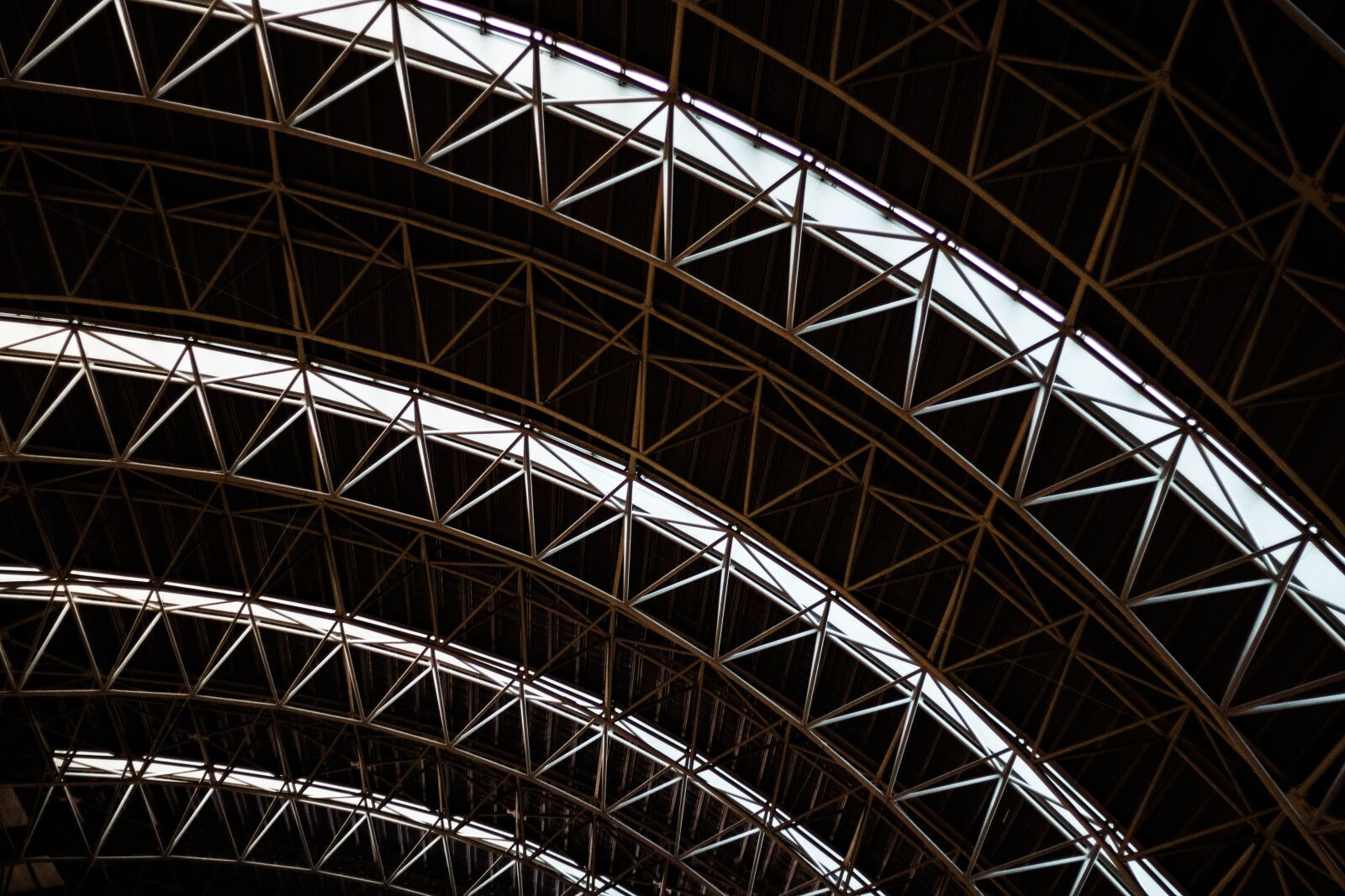 Canon EOS 80D sample photo. Symmetrical, building, airport photography