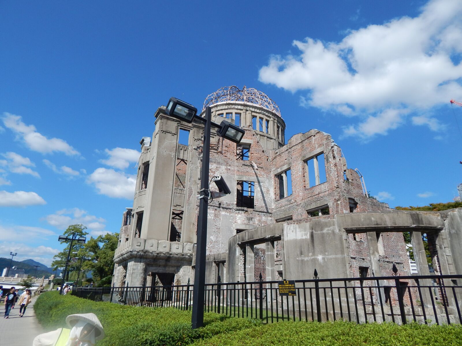 Nikon Coolpix L830 sample photo. Hiroshima, peace park, memorial photography