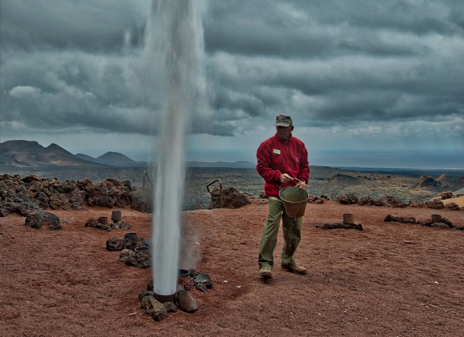 Nikon D800 sample photo. Geyser, steam, volcanic photography