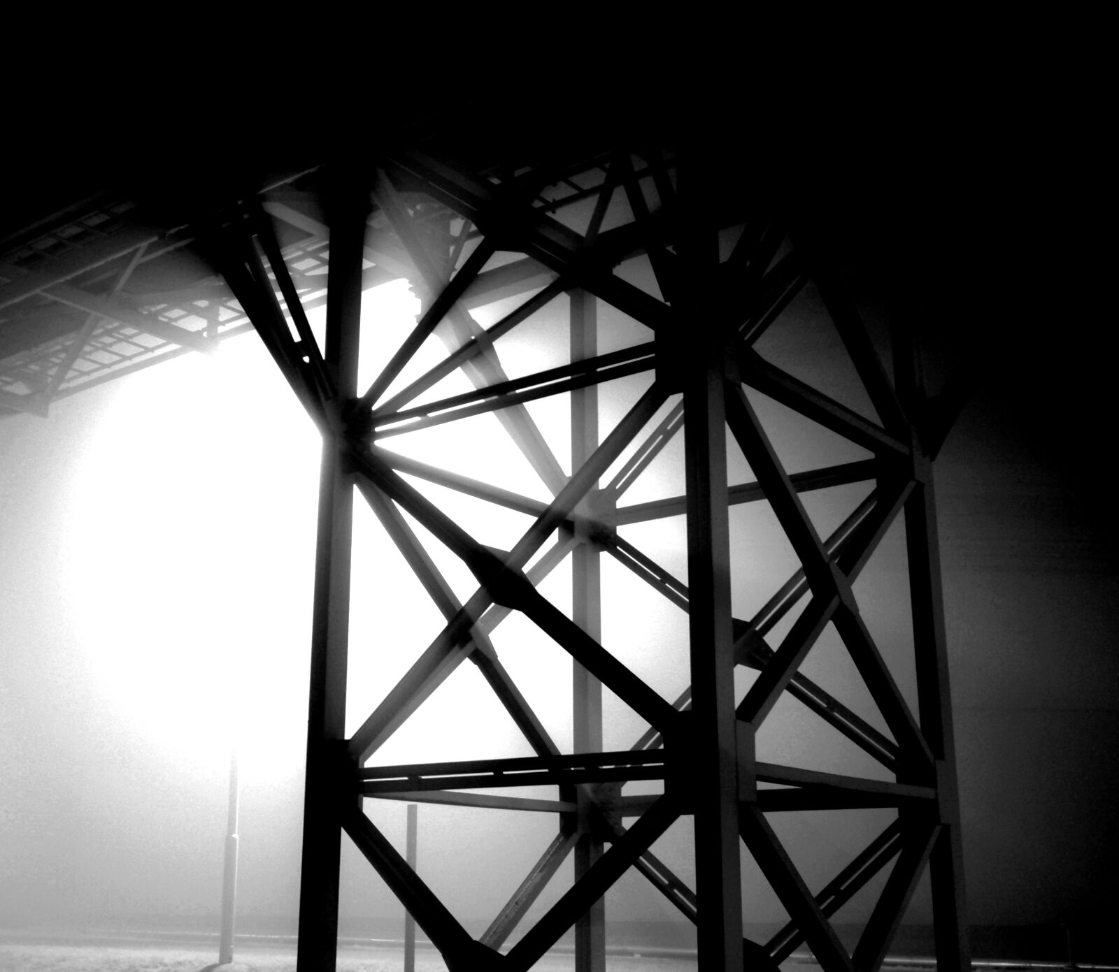Nikon D200 sample photo. Structure, steel, fog photography