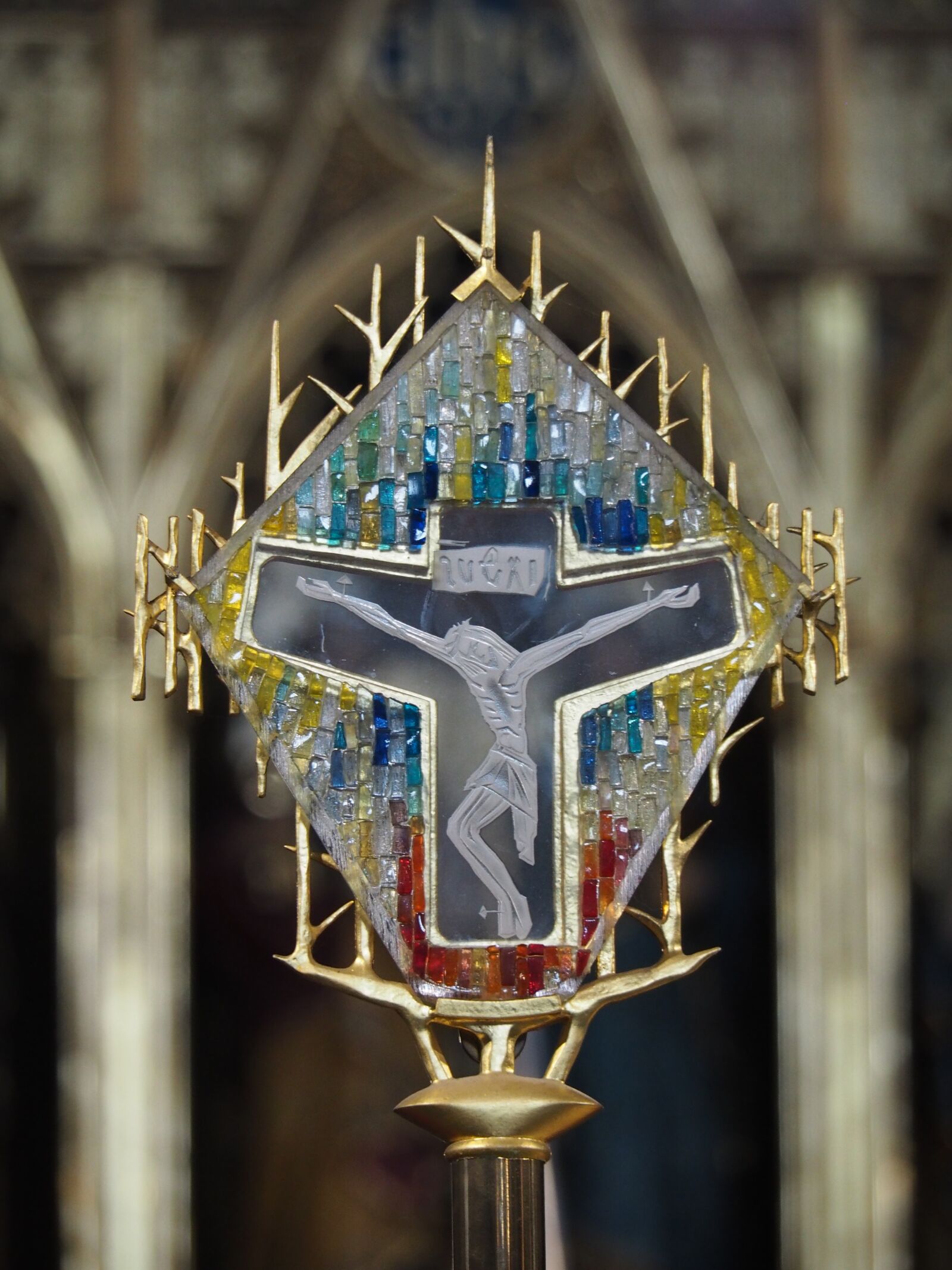 Olympus PEN E-PL7 sample photo. Cross, jesus, crucifixion photography