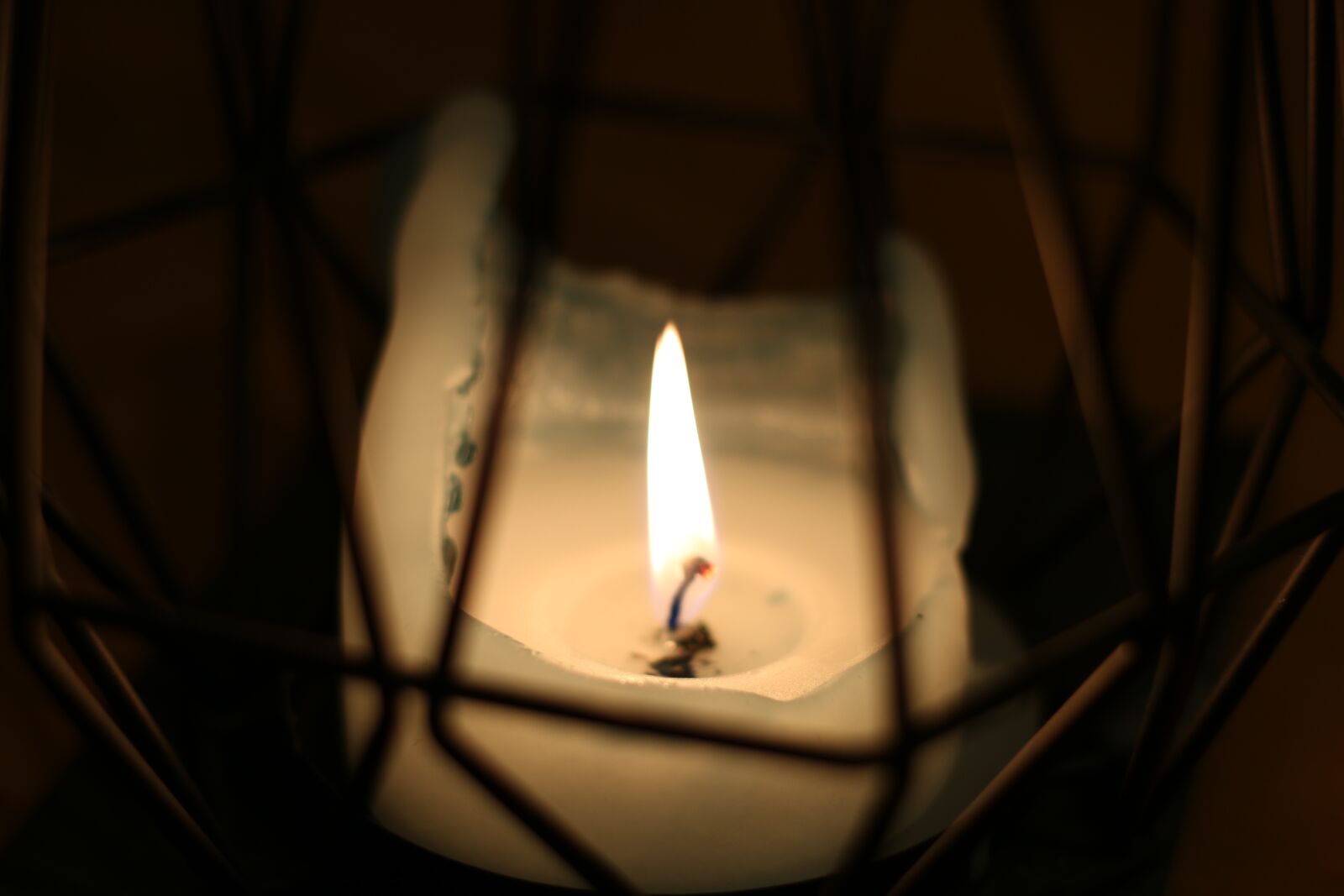 Canon EOS 70D + Canon EF 50mm F1.8 STM sample photo. Candle, candle holders, shining photography