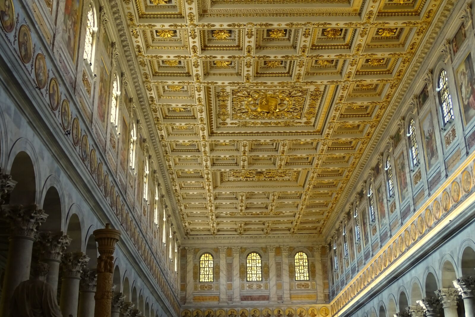 Sony Cyber-shot DSC-HX400V sample photo. Italy, rome, basilica photography