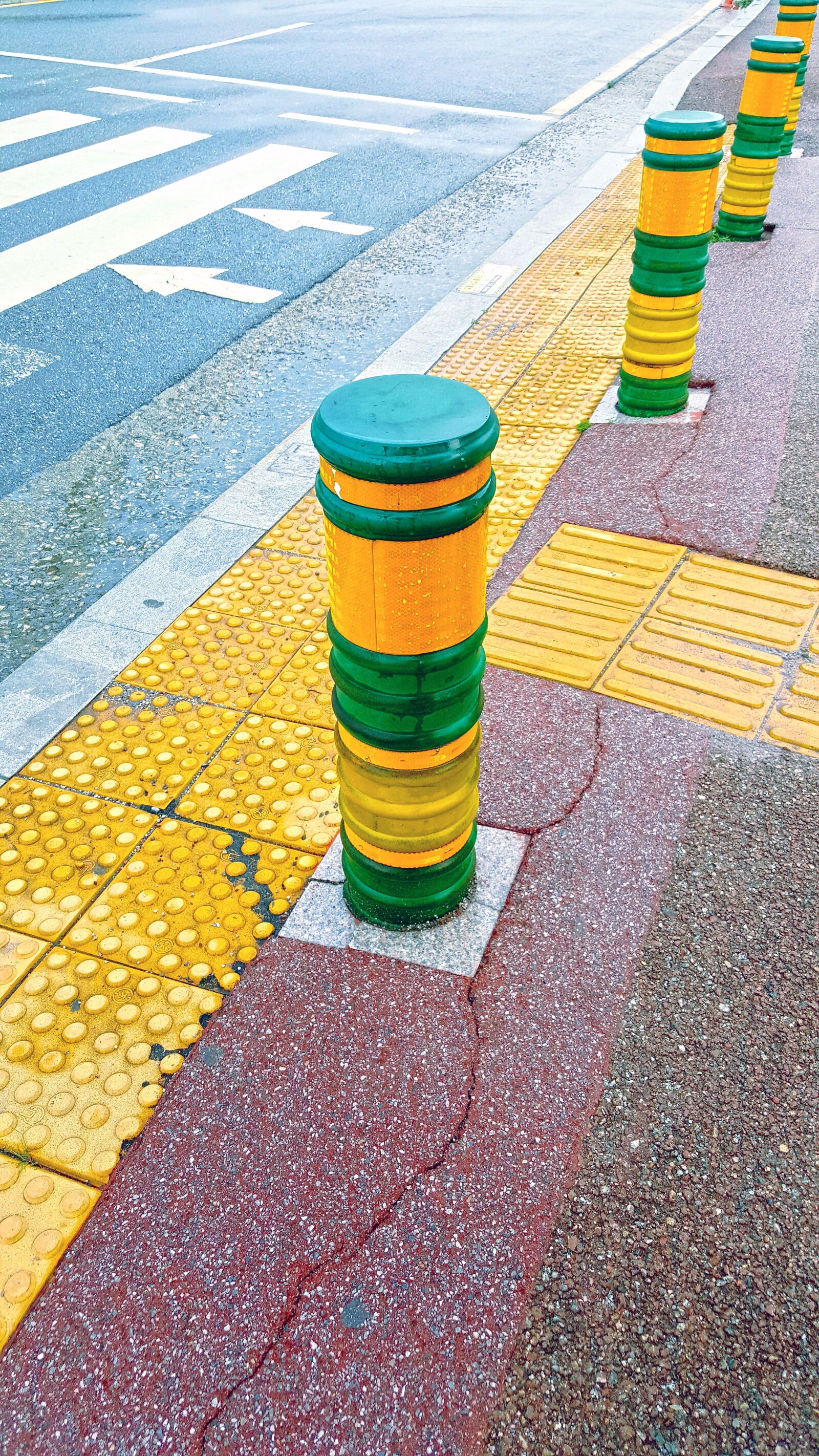 Samsung Galaxy Note5 sample photo. Non, pedestrian crossing, road photography