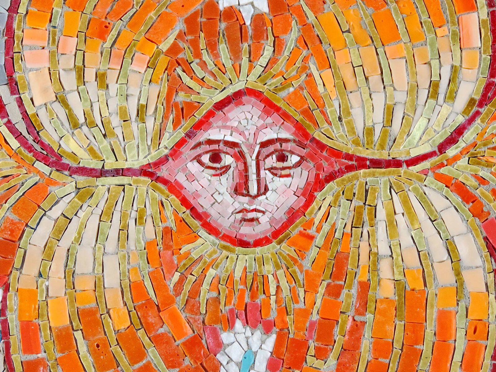 Nikon Coolpix P520 sample photo. Face, art, mosaic, pattern photography