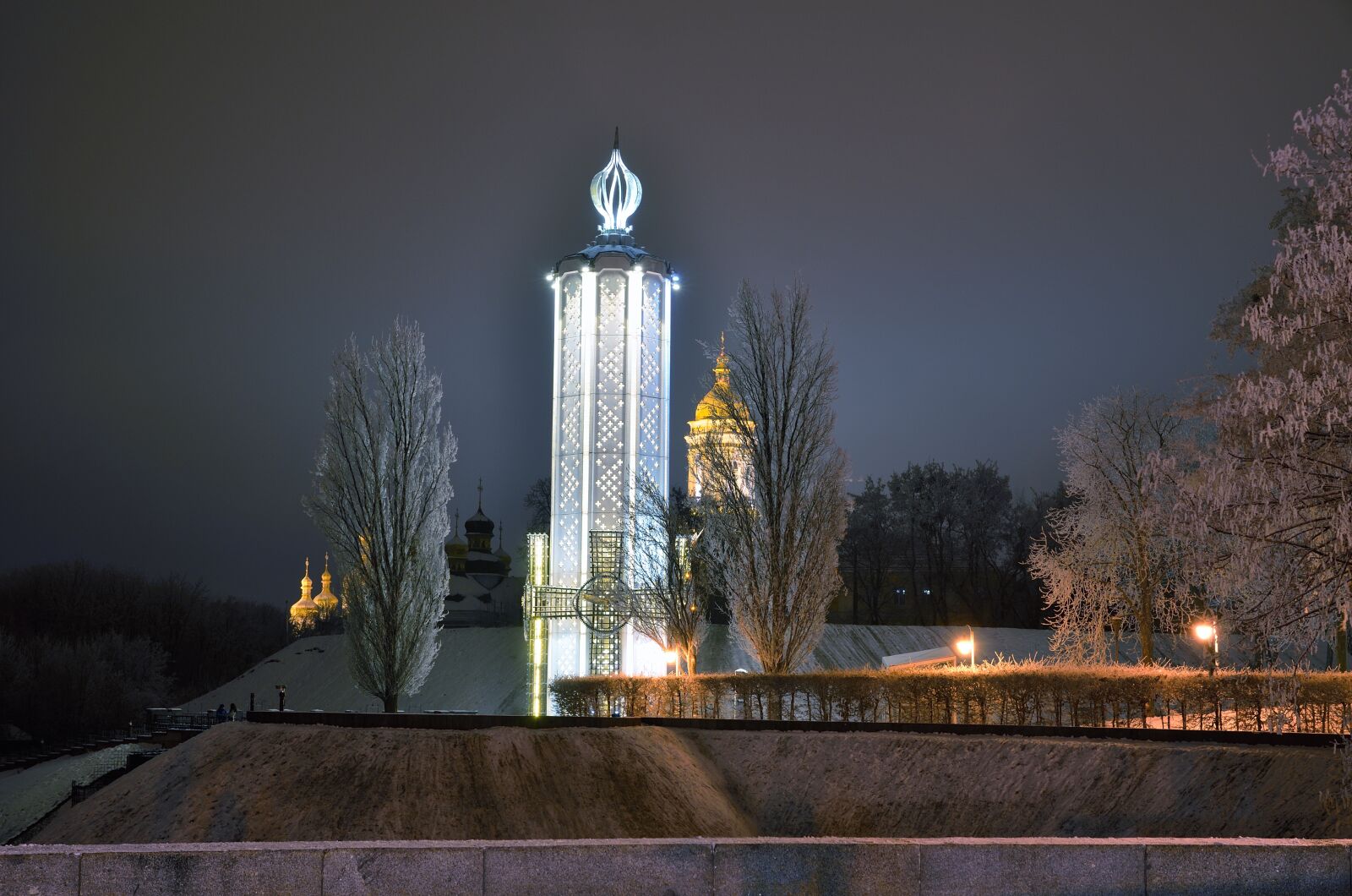 Nikon D7000 sample photo. Park, monument, belfry photography
