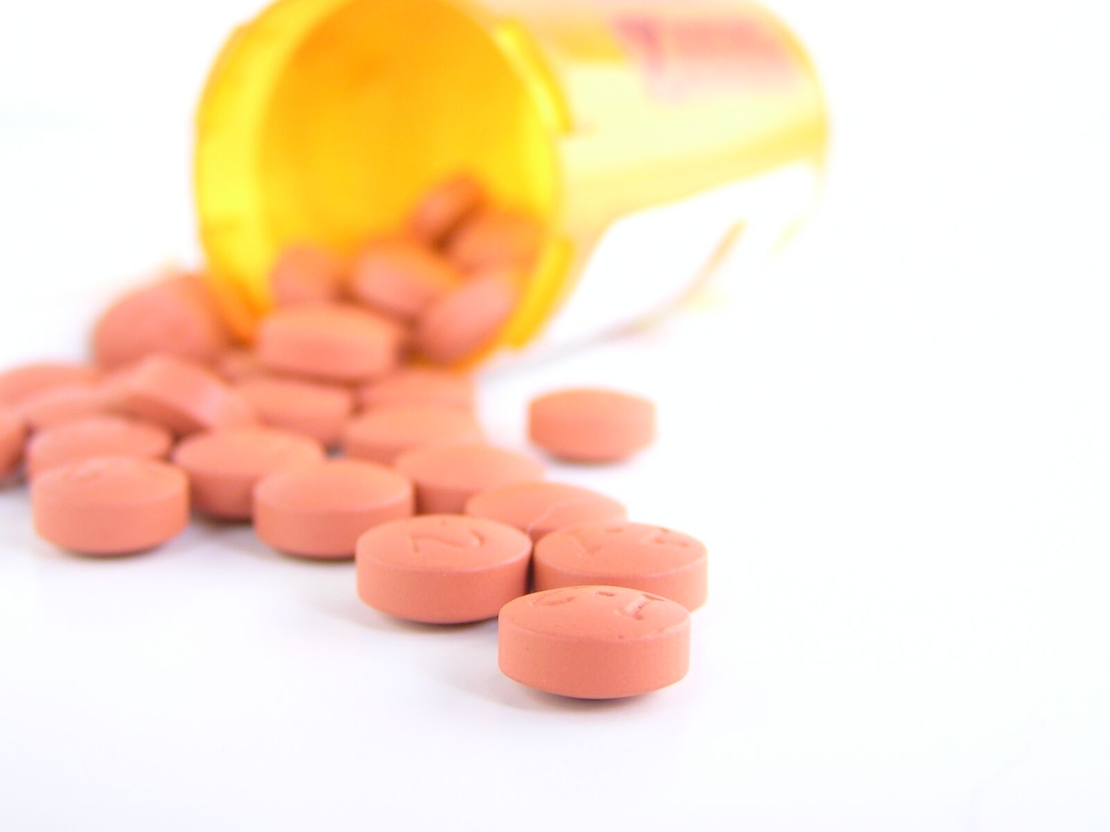 KONICA MINOLTA DiMAGE Z2 sample photo. Pills, prescription, bottle photography