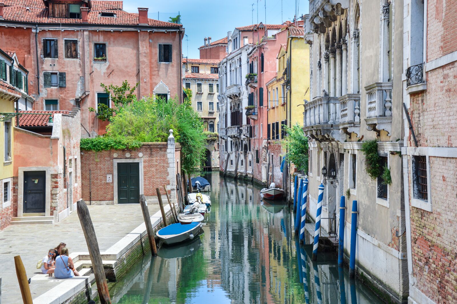 Nikon D3200 sample photo. Venice, colorful, channel photography