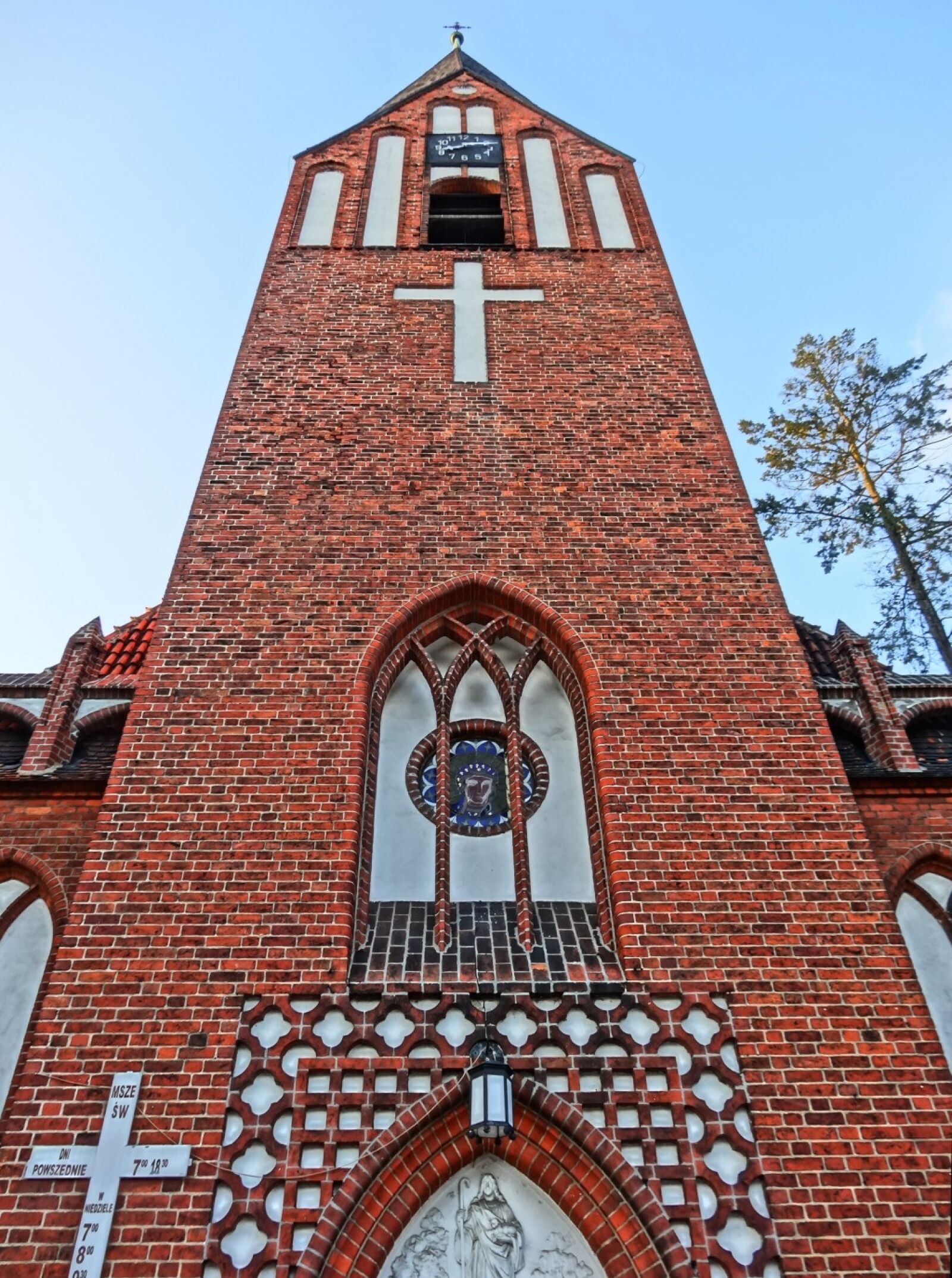 Sony Cyber-shot DSC-HX20V sample photo. Divine mercy church, bydgoszcz photography