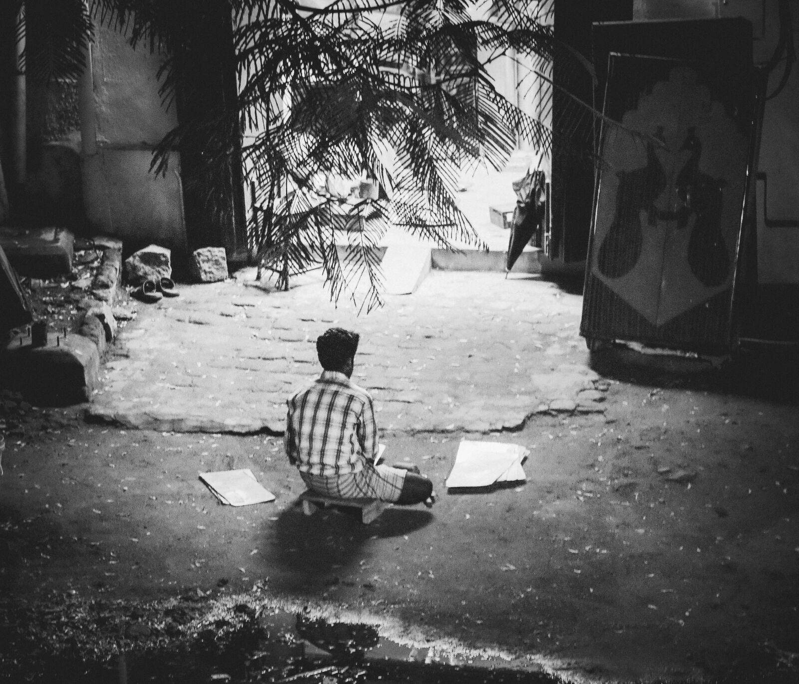Sony Alpha DSLR-A200 sample photo. Work, black and white photography