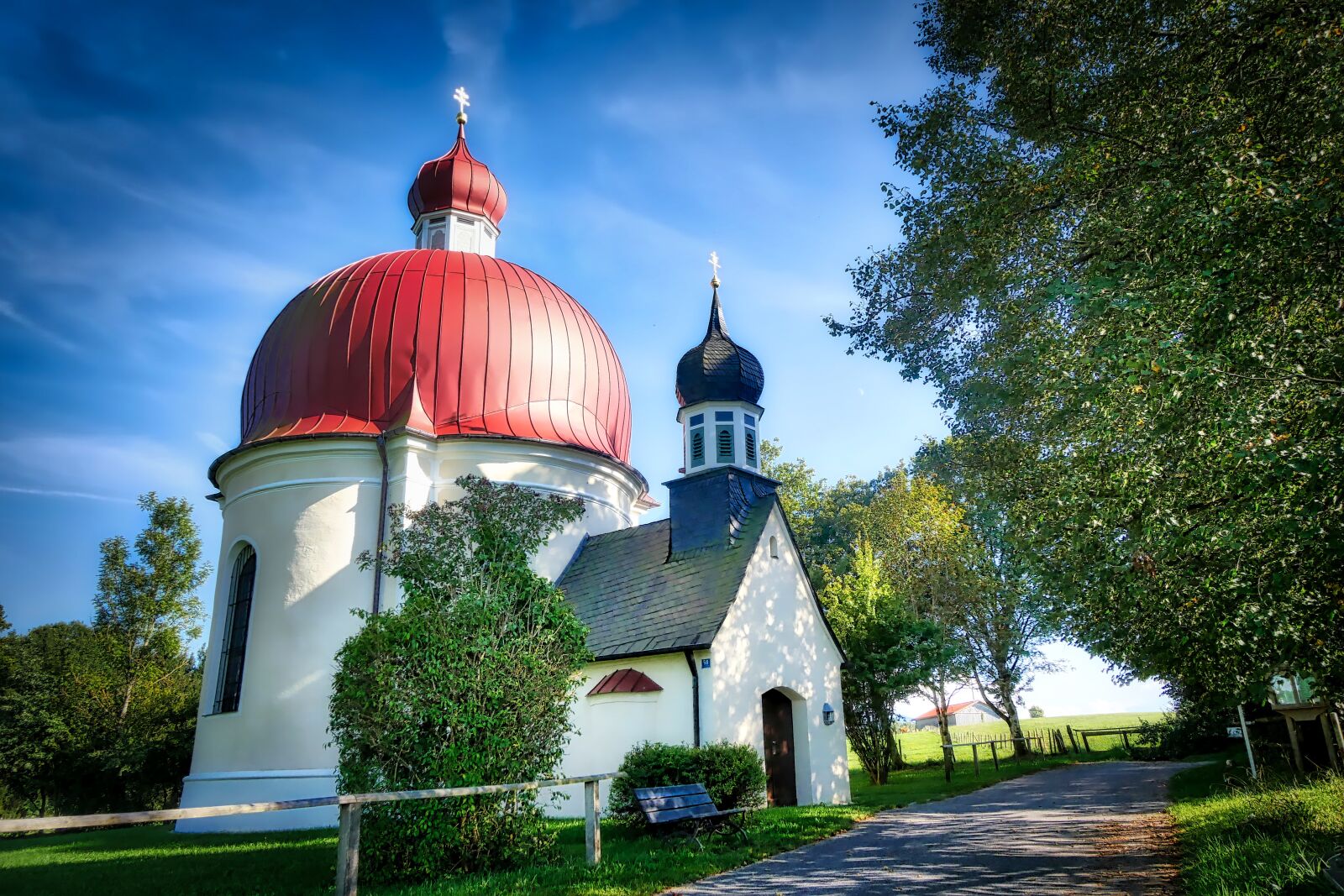 Panasonic Lumix DMC-GX8 sample photo. Architecture, religion, sky photography