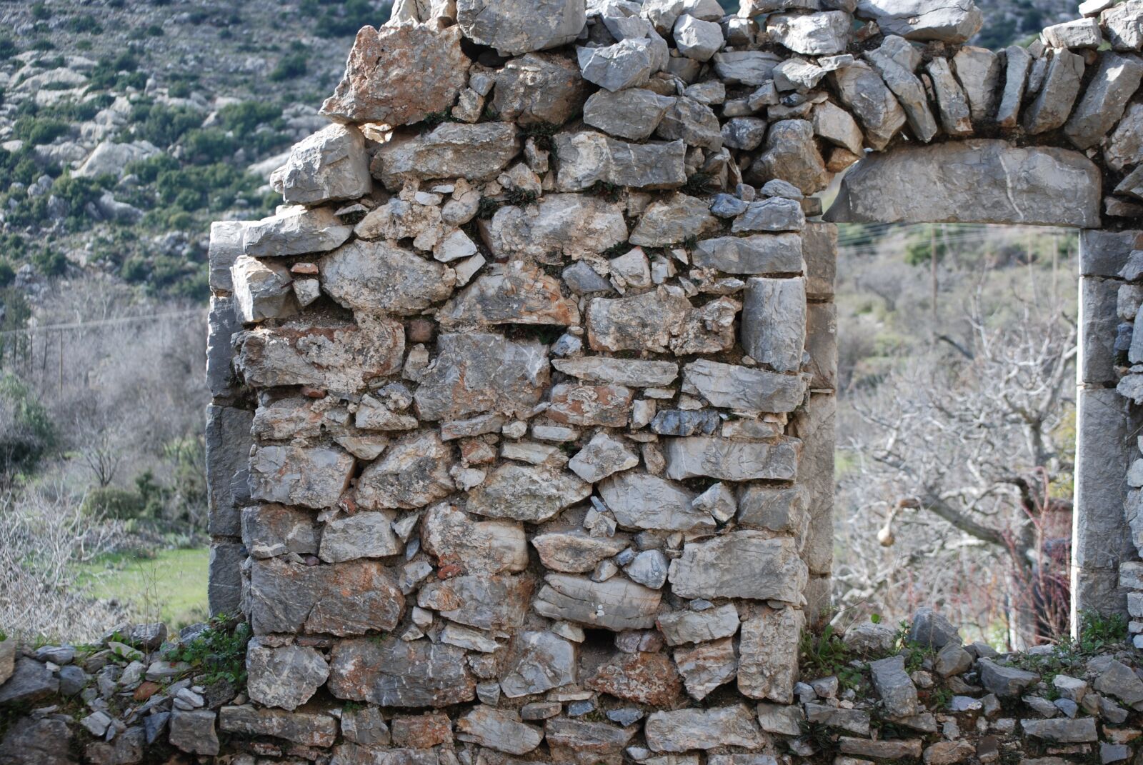 Nikon D80 sample photo. Ruins, mani, greece photography