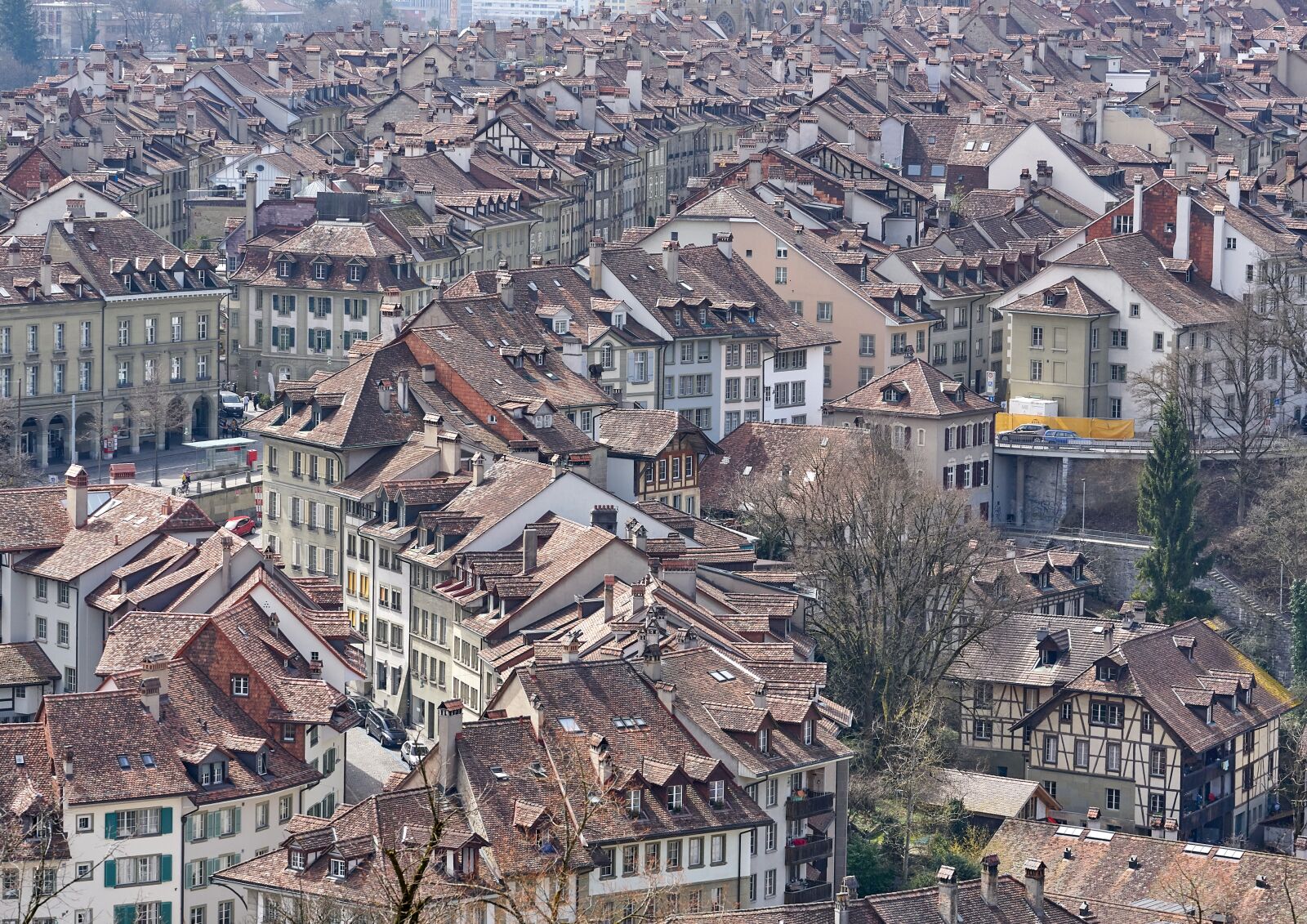 Sony FE 70-200mm F2.8 GM OSS sample photo. Bern, rooftops, city photography