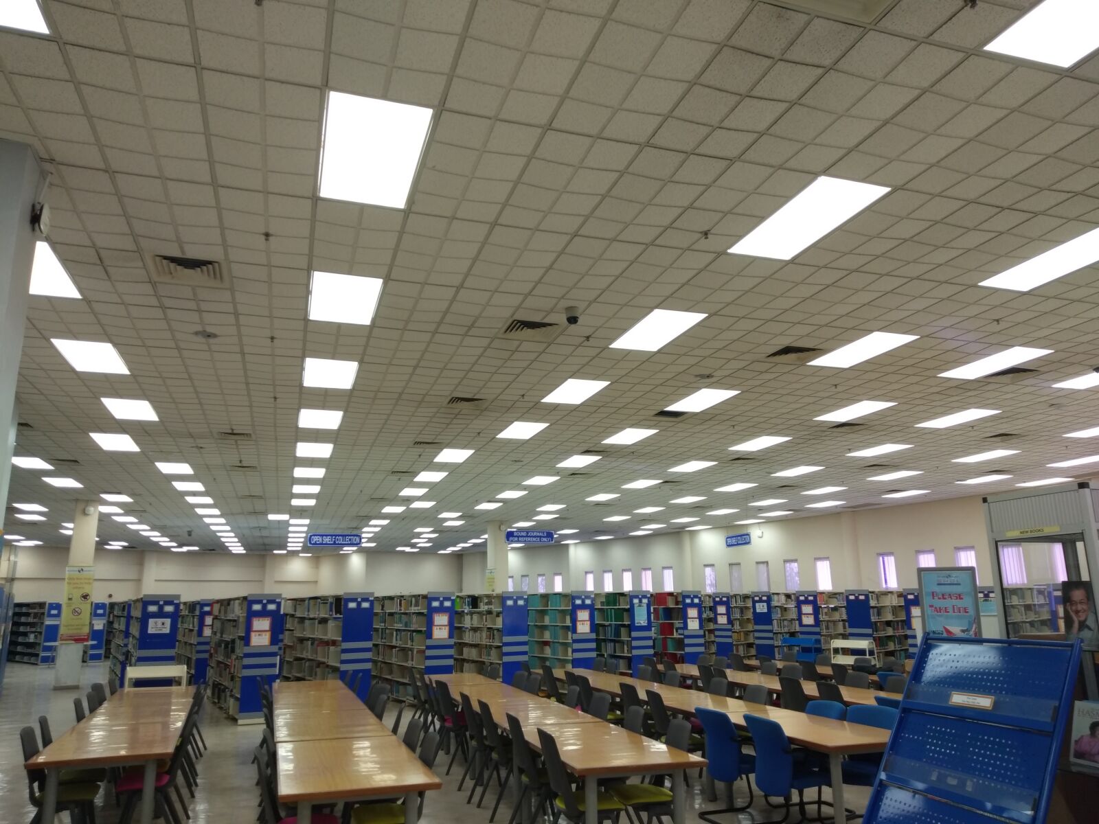 OPPO A3S sample photo. Library, fluorescent top mirror photography