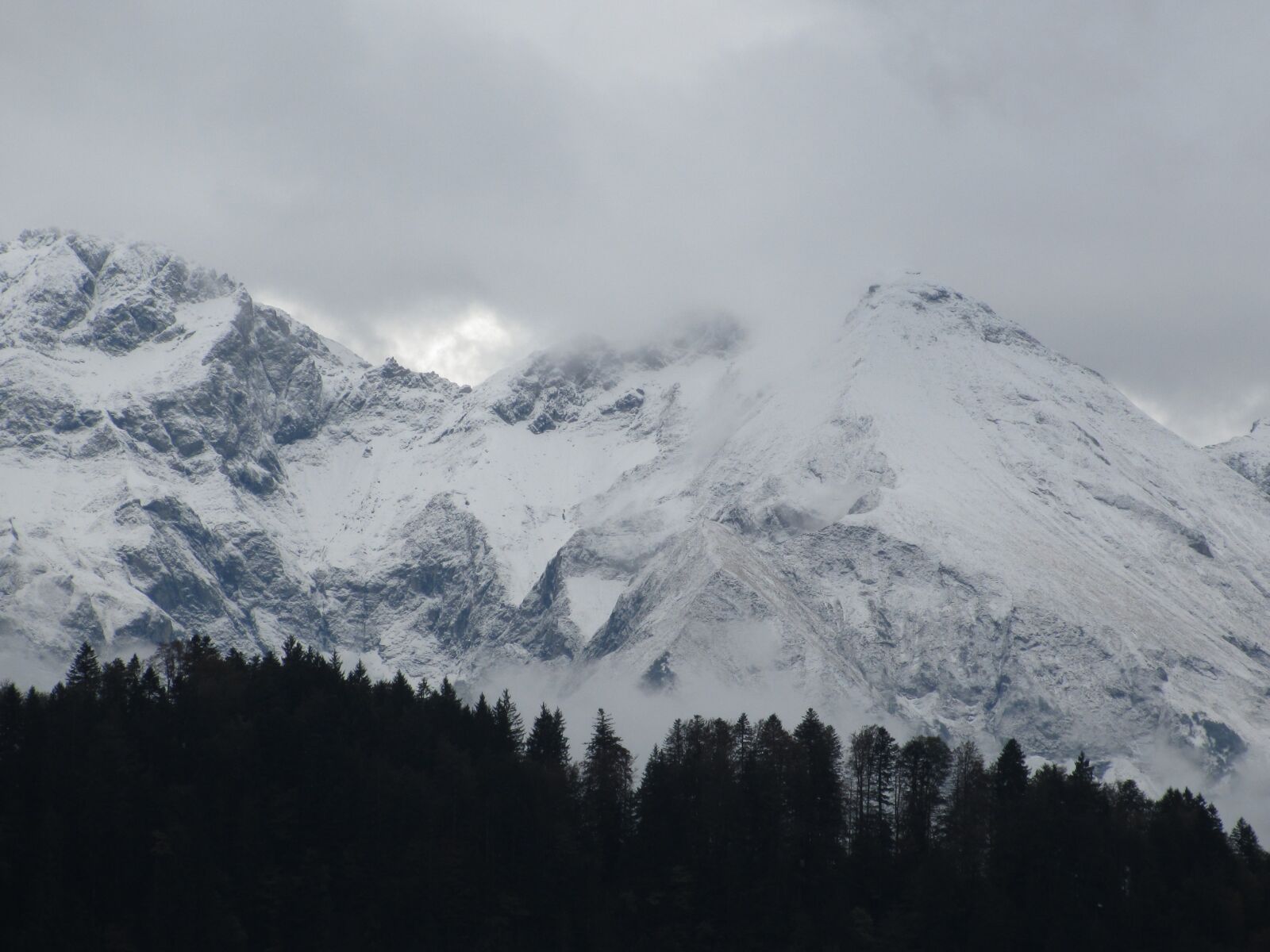 Canon PowerShot SD4500 IS (IXUS 1000 HS / IXY 50S) sample photo. Alpine, snow, mountains photography