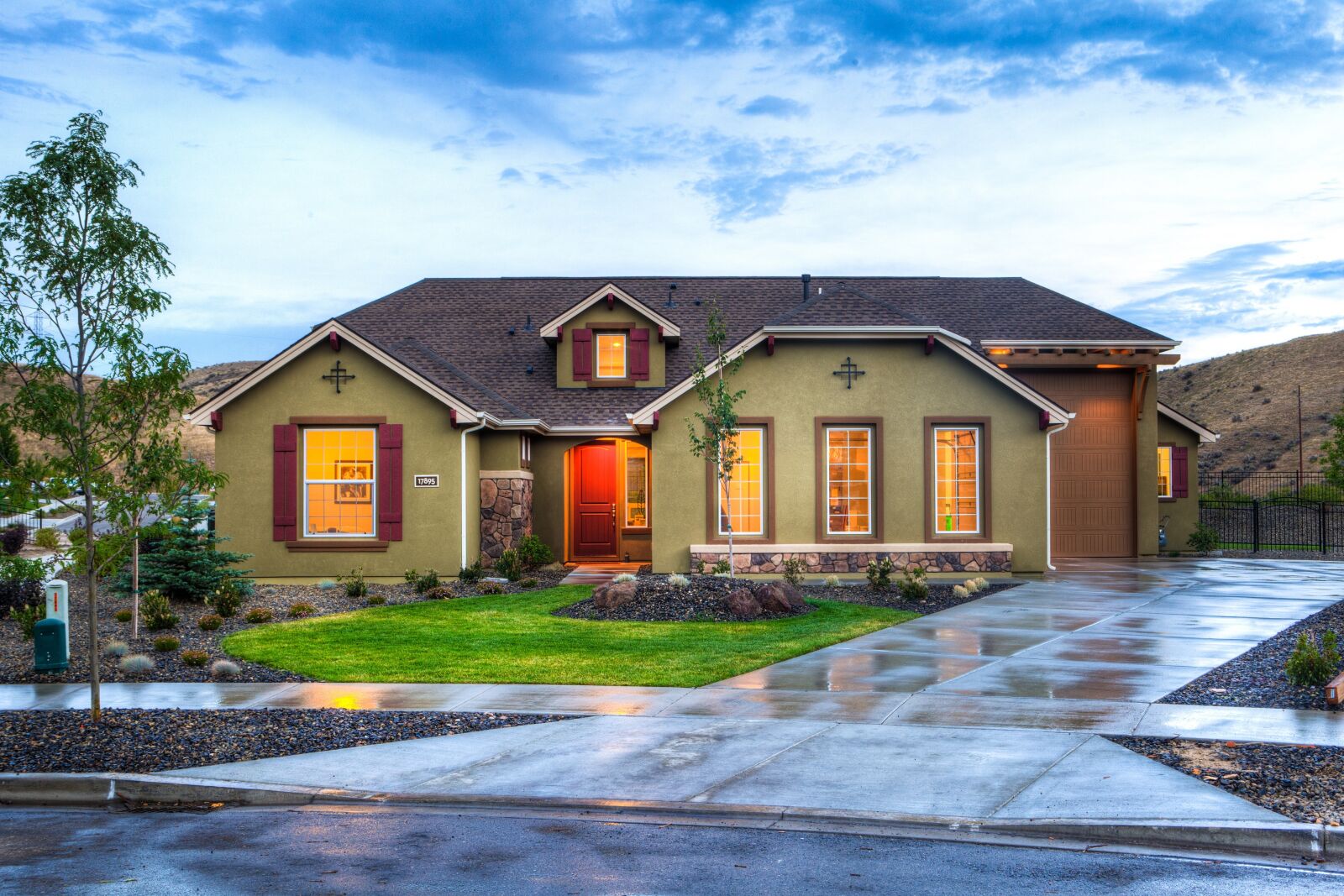 Canon EOS 5D Mark II sample photo. House, home, residence photography