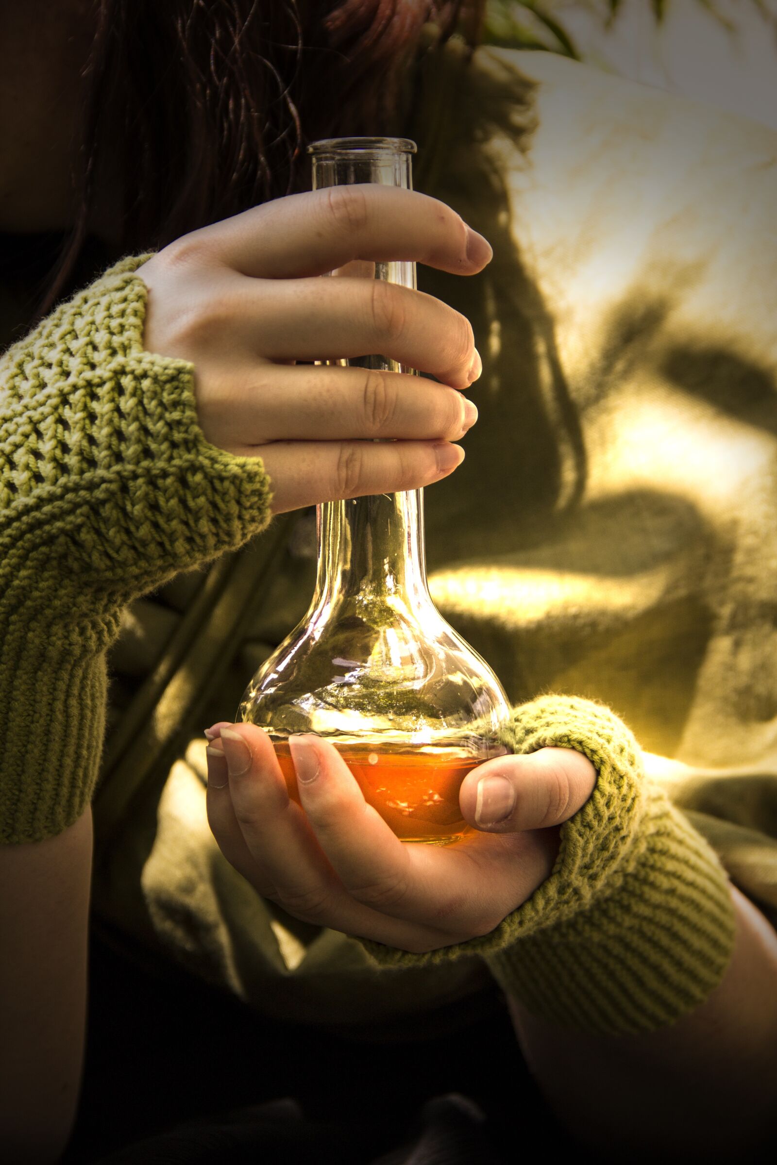Canon EOS 1200D (EOS Rebel T5 / EOS Kiss X70 / EOS Hi) sample photo. Potion, magic, alchemy photography