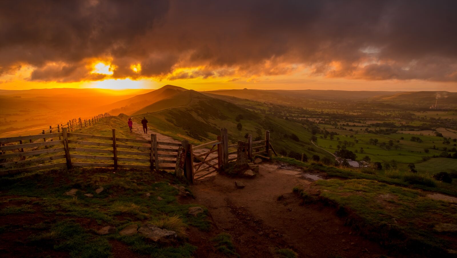 Fujifilm X-T2 sample photo. Mam tor, famous gate photography