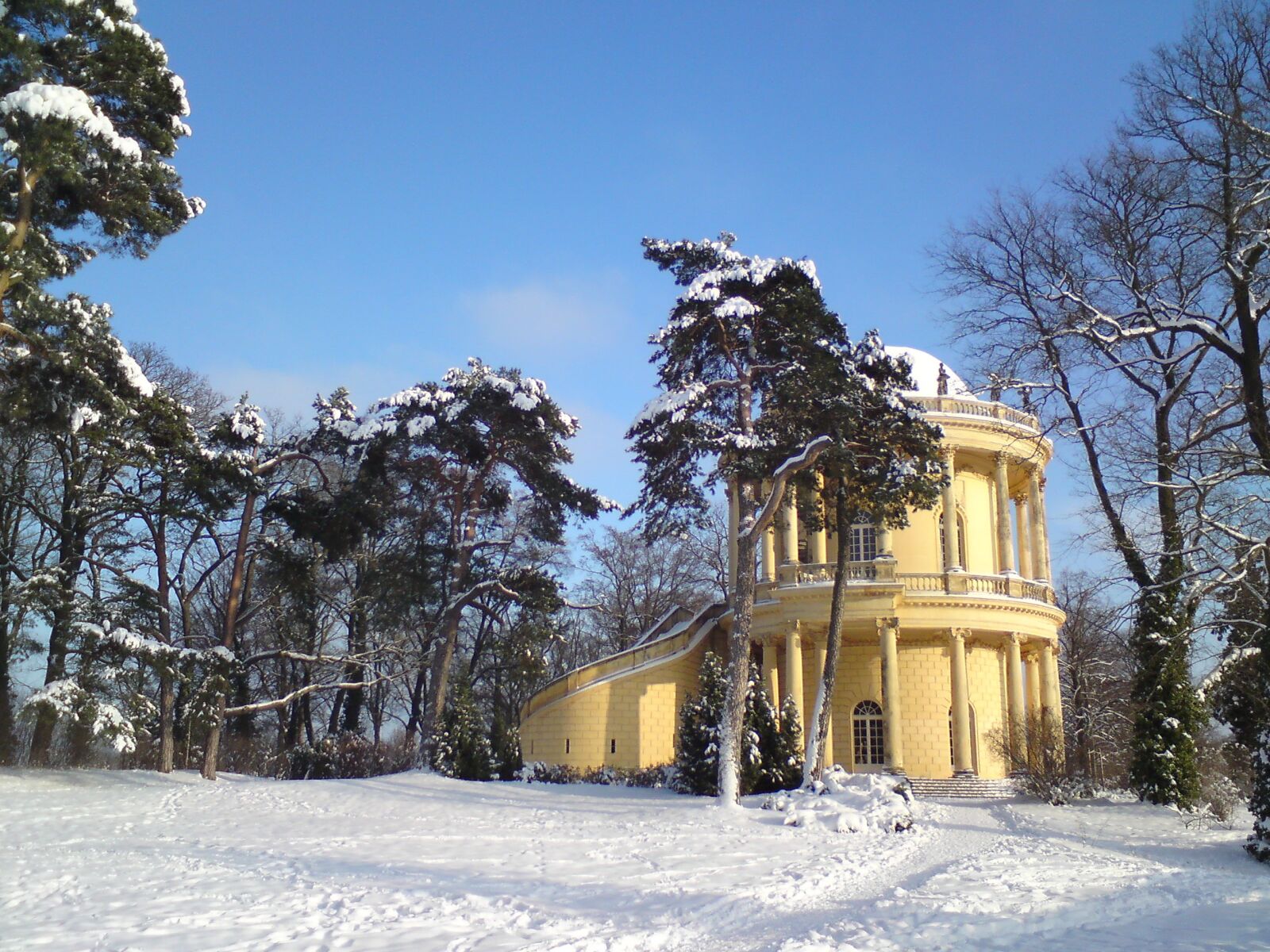 Sony Ericsson C902 sample photo. Belvedere, klausberg, sanssouci photography