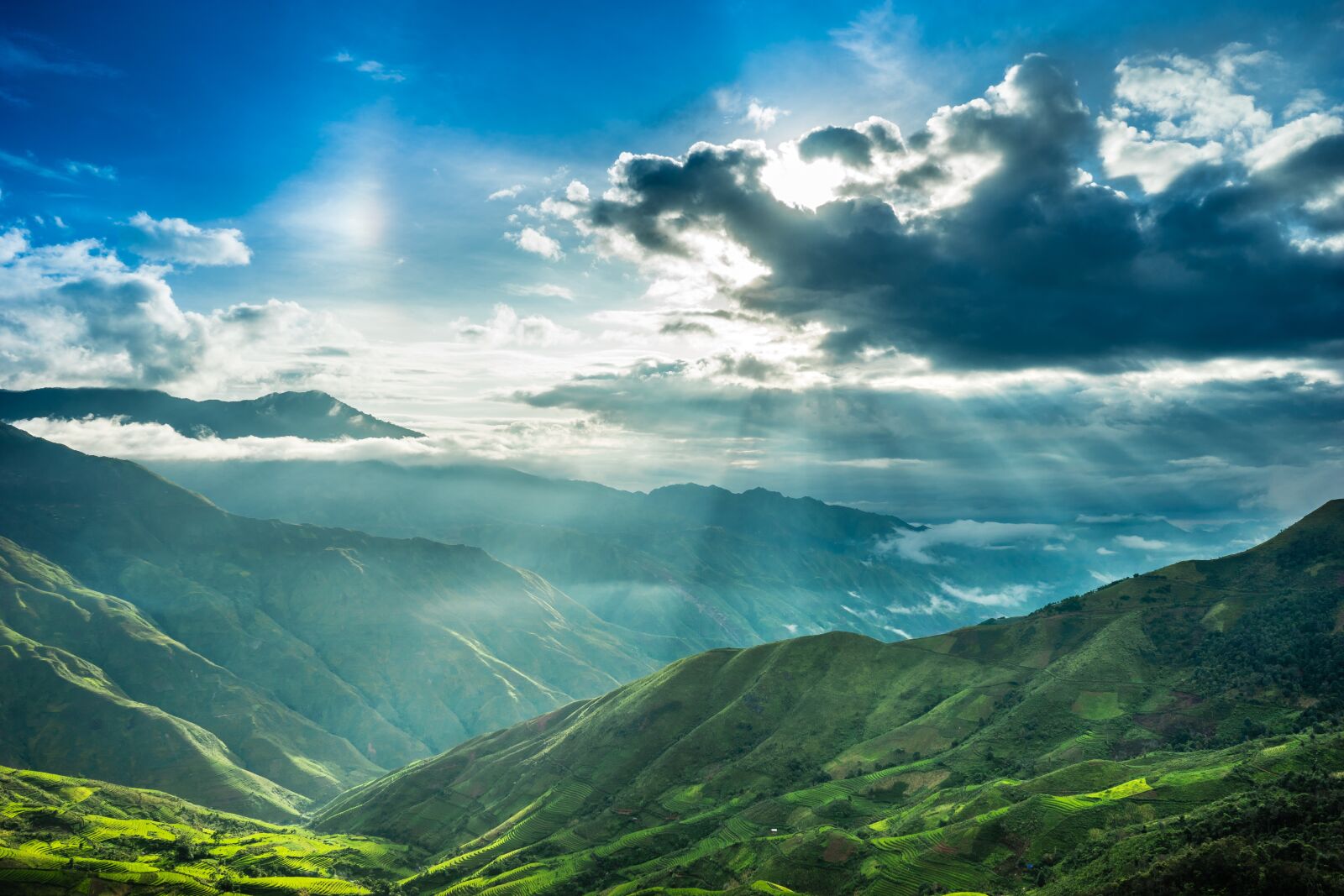 Sony a7 sample photo. Hdr, mountain, paddy field photography