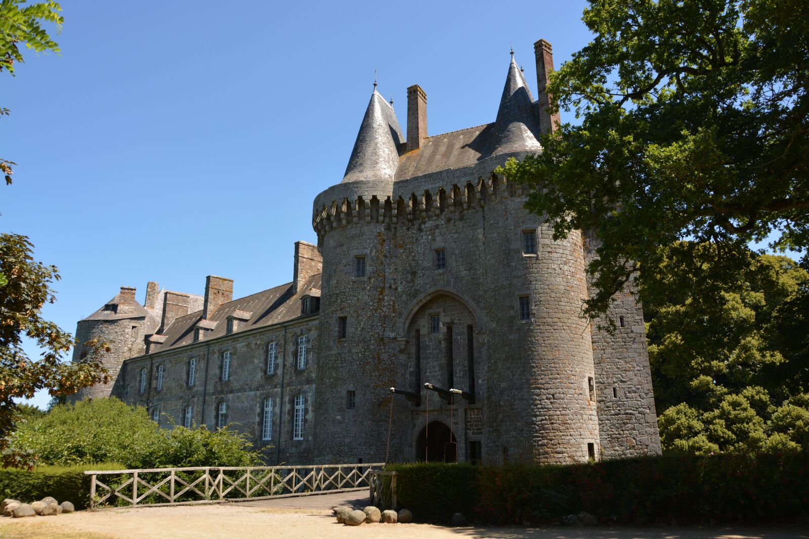 Nikon D5200 sample photo. Castle, castle of montmuran photography