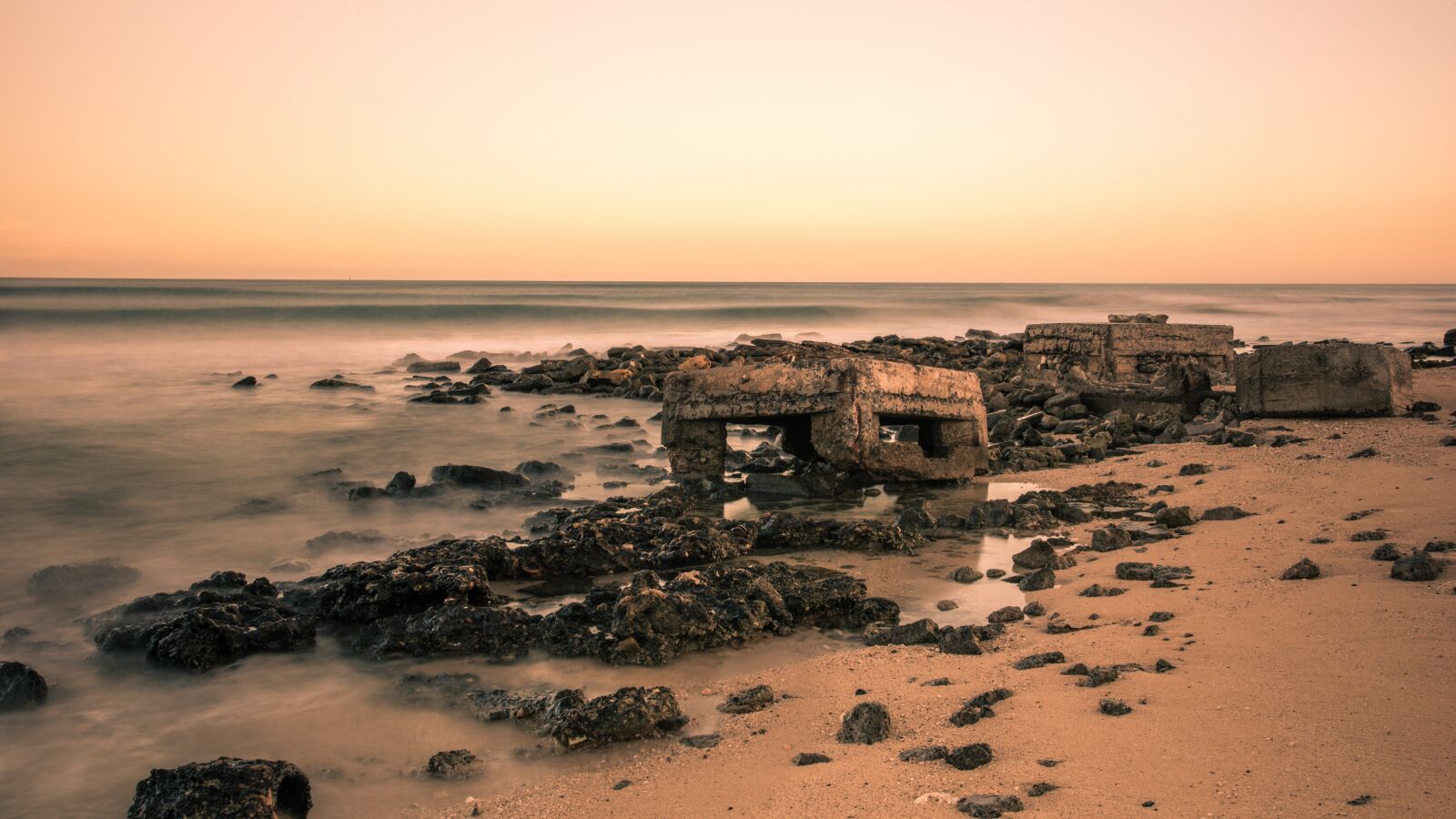 Nikon D800 sample photo. Water, rocks, brick photography