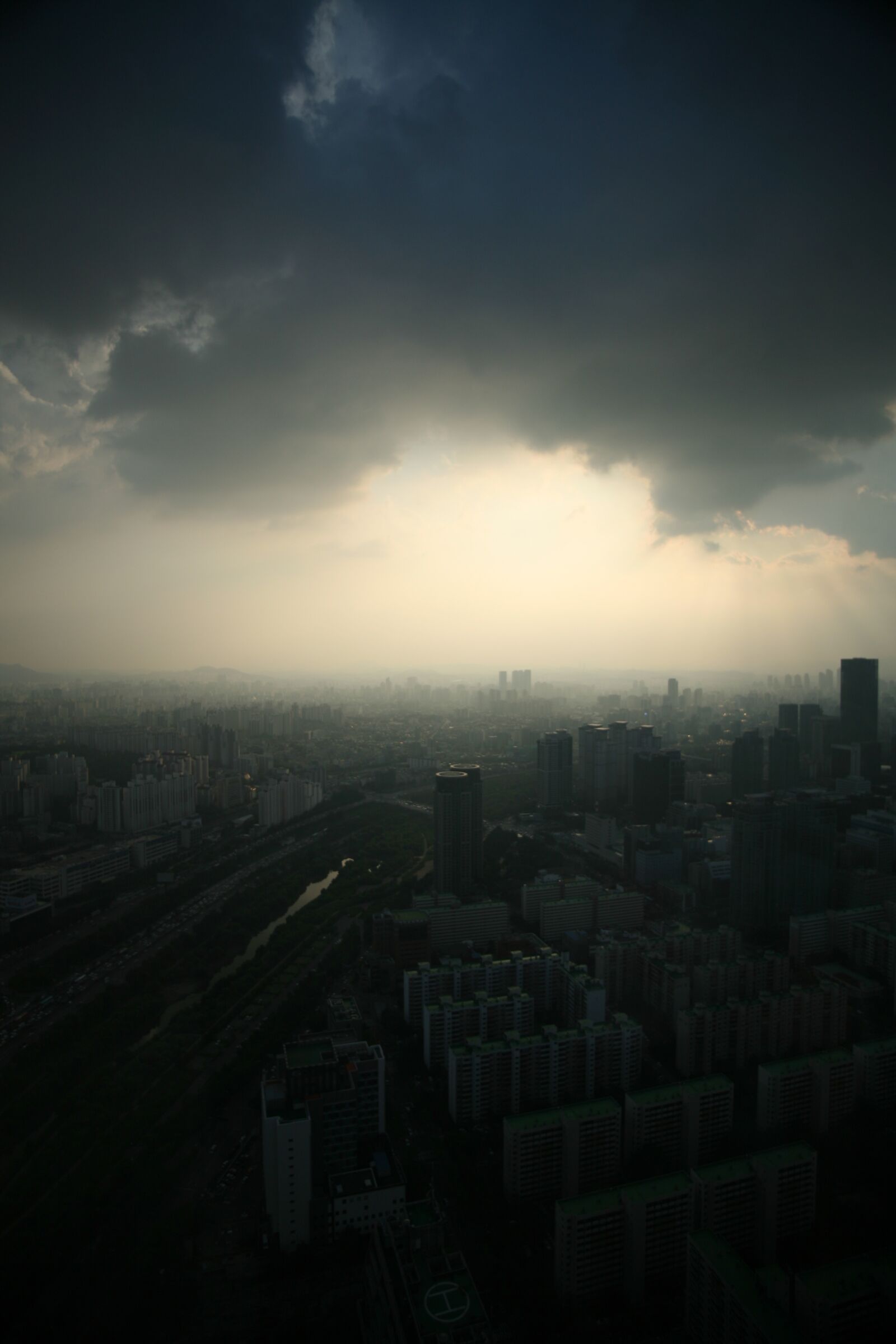 Canon EOS 5D sample photo. Seoul, korea, han river photography