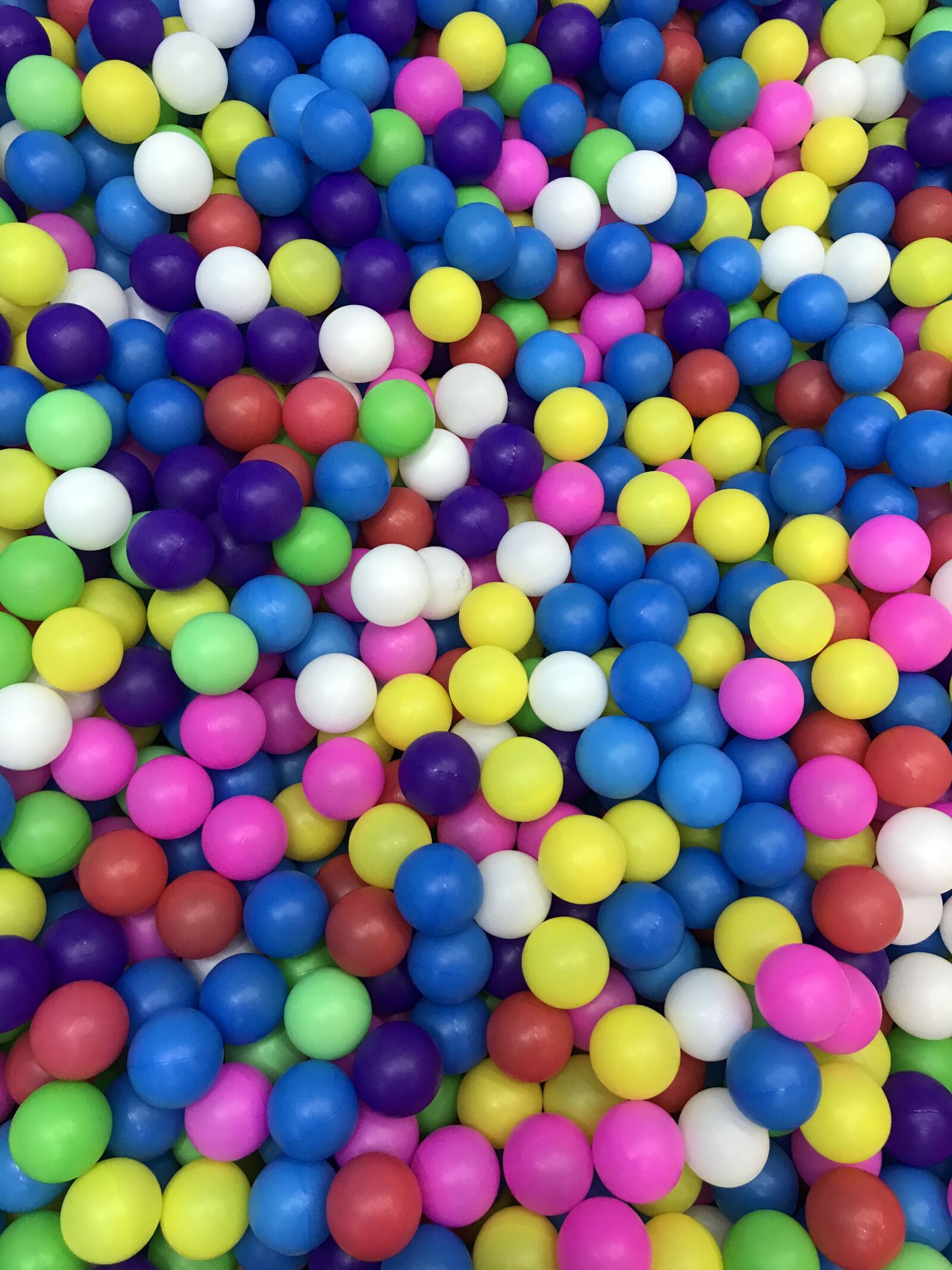 Apple iPhone 7 sample photo. Ball pit, toys, kids photography