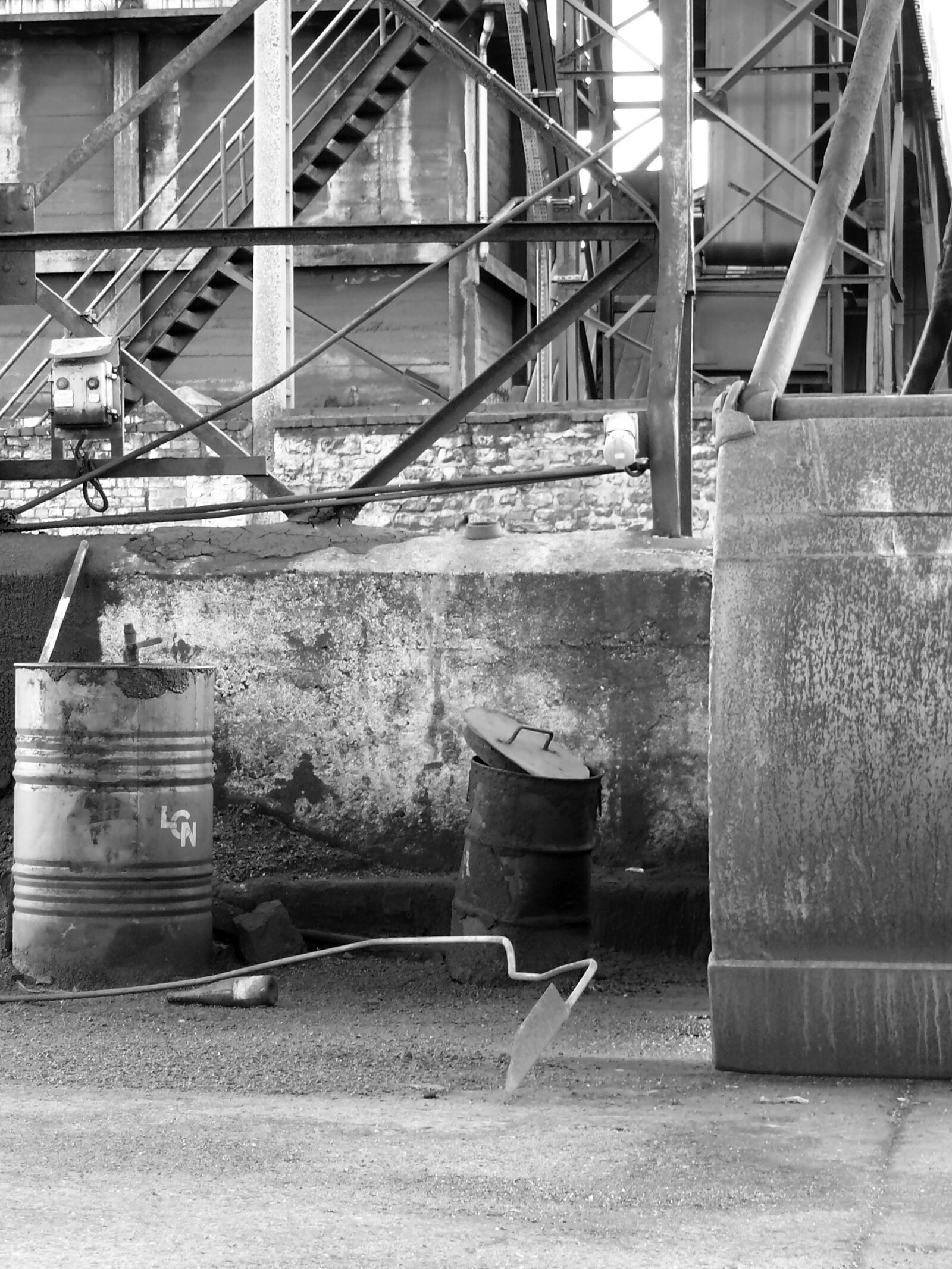 Panasonic DMC-FZ50 sample photo. Industry, coal, port photography