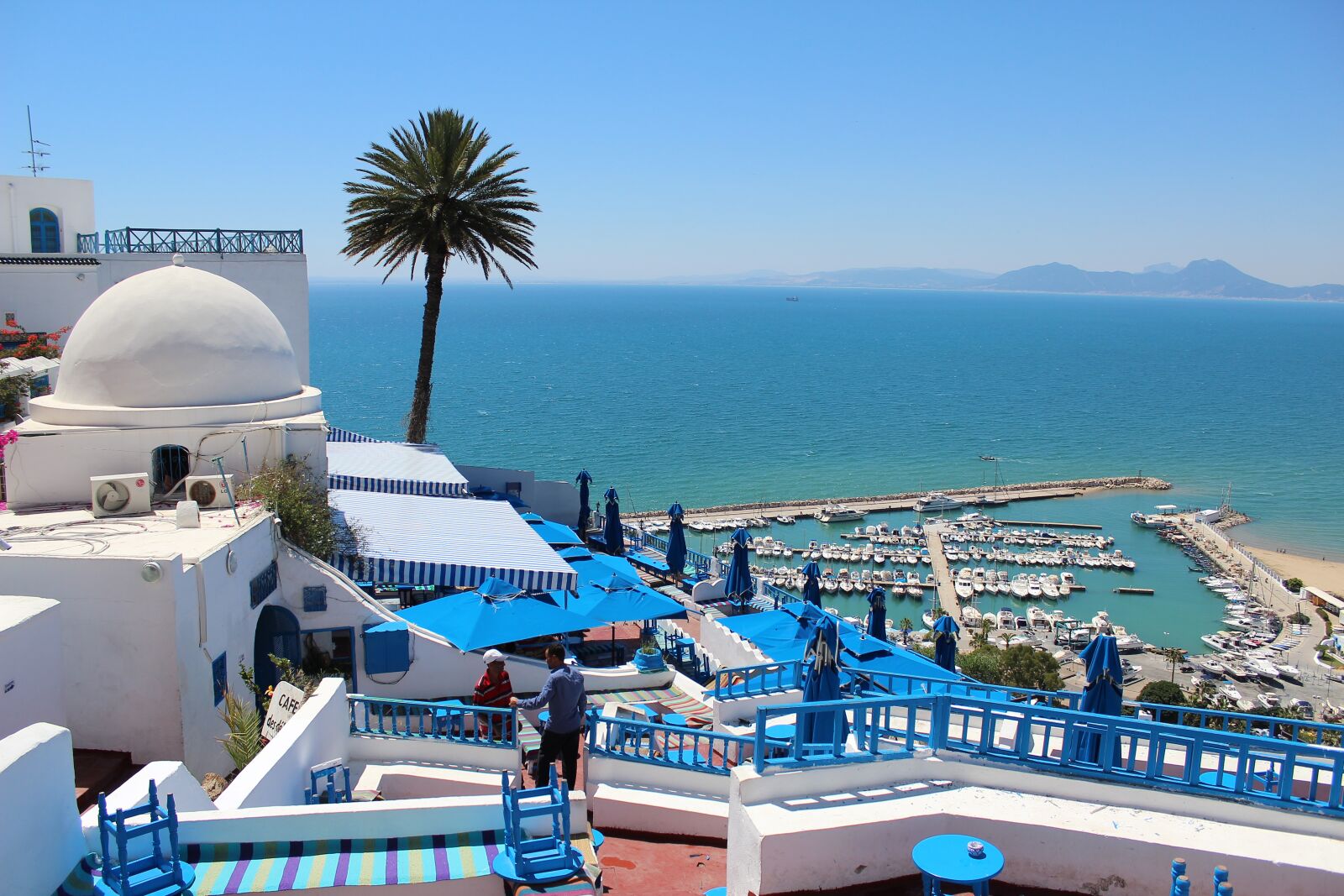 Canon EOS 600D (Rebel EOS T3i / EOS Kiss X5) sample photo. Tunisia, city, tourism photography