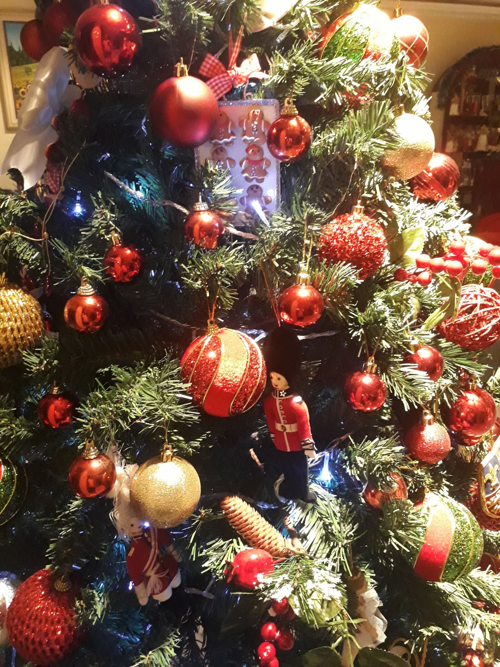 Samsung Galaxy J7 Prime sample photo. Christmas, christmas tree, december photography