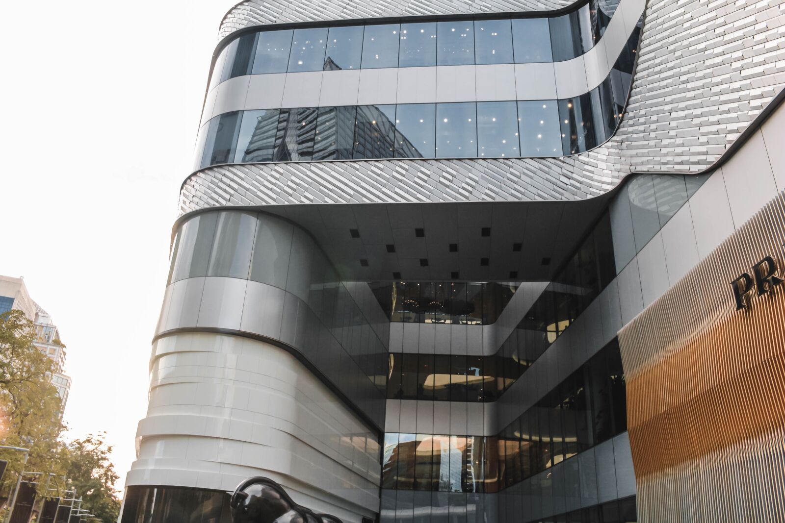 Canon EOS 700D (EOS Rebel T5i / EOS Kiss X7i) sample photo. Centarl embassy, entrepreneurship, t photography