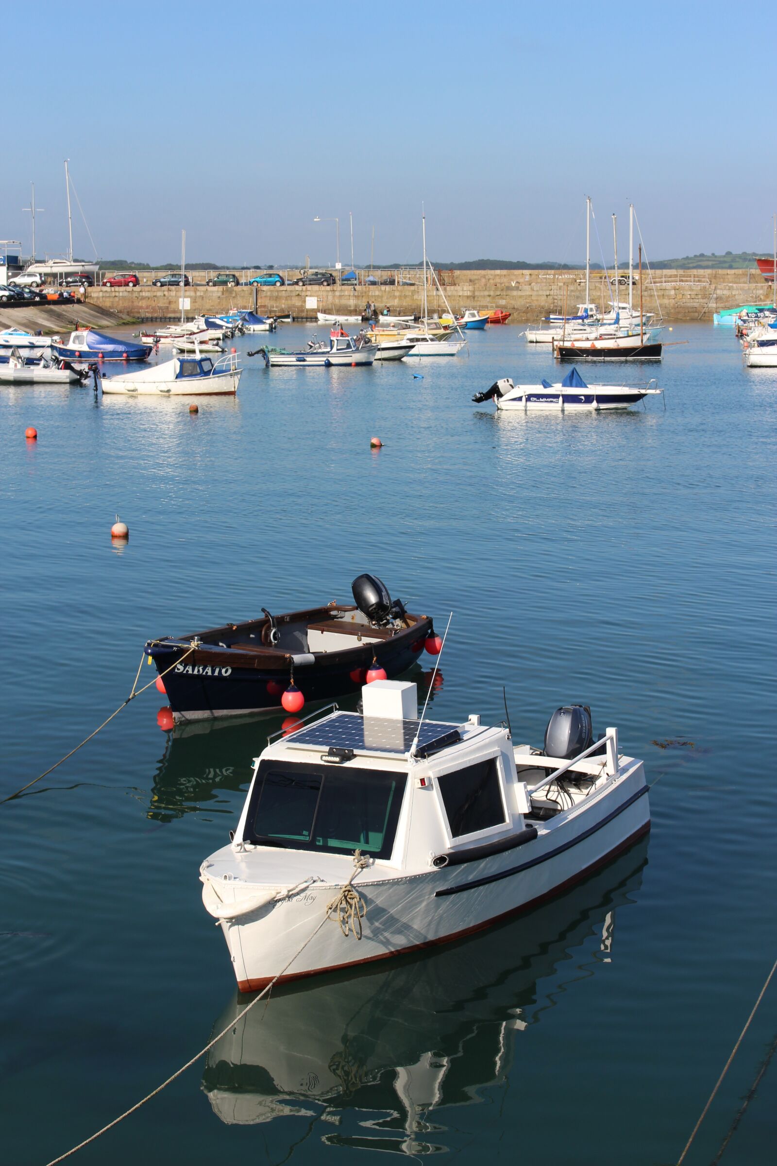 Canon EOS 700D (EOS Rebel T5i / EOS Kiss X7i) sample photo. Penzance, coast, harbour photography