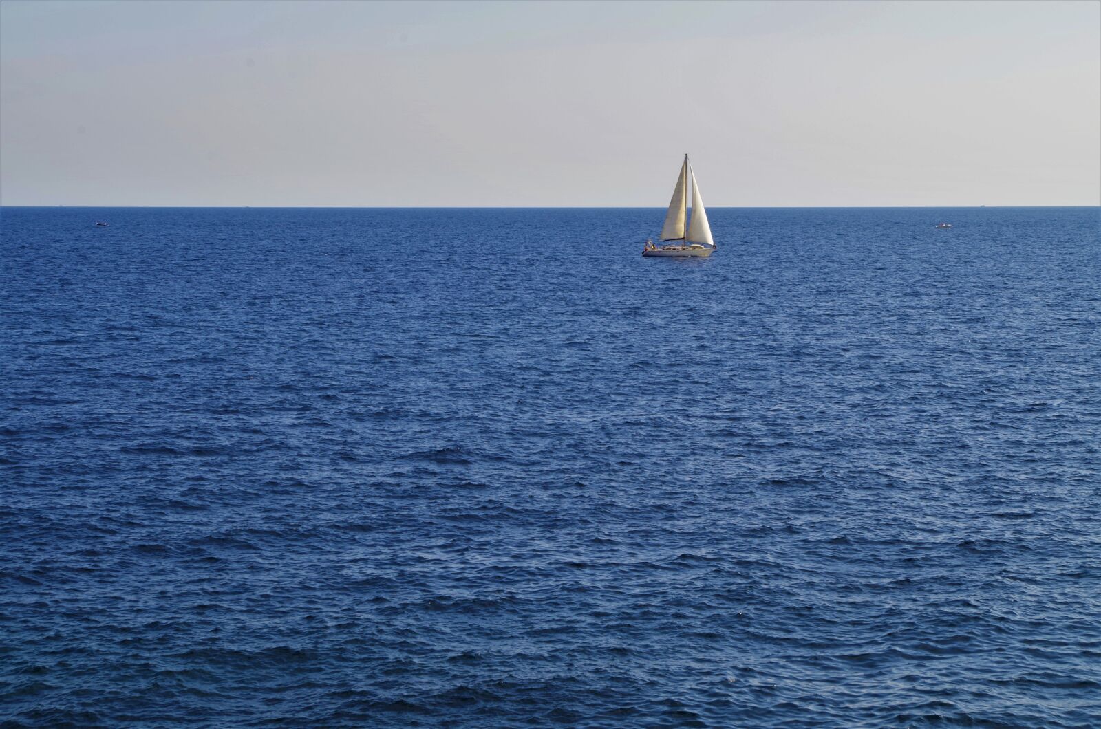 Pentax K-50 sample photo. Sea, waves, sky photography