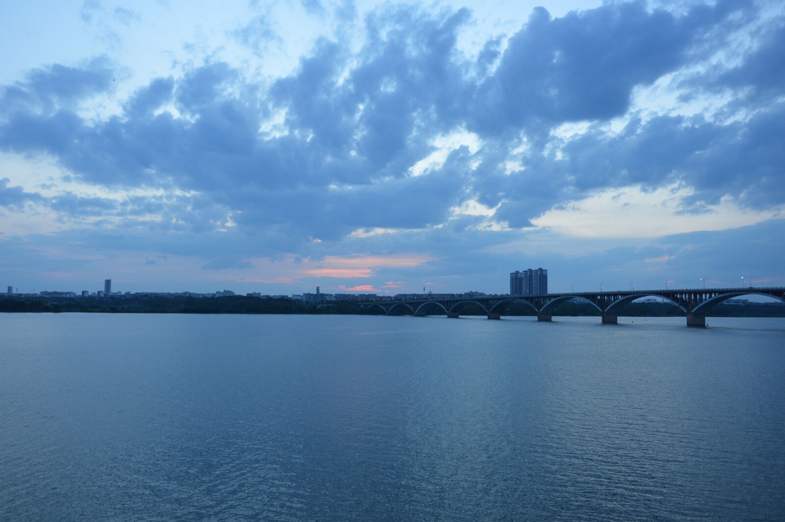 Nikon D3200 sample photo. The scenery, water, night photography