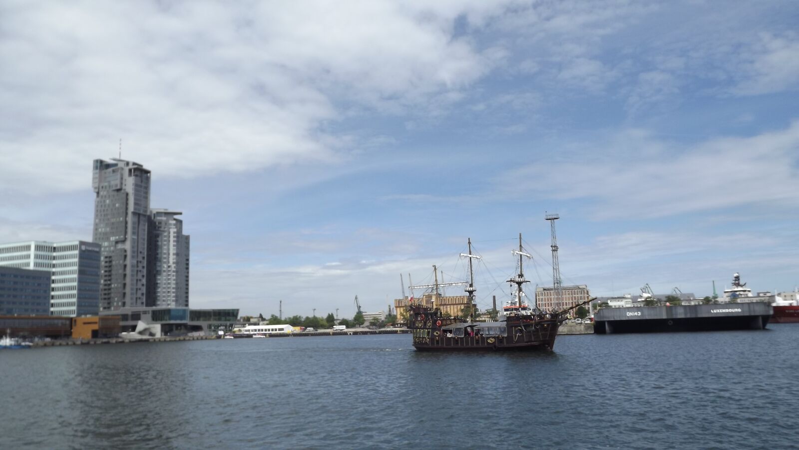 Fujifilm FinePix S3400 sample photo. Panorama, gdynia, view photography