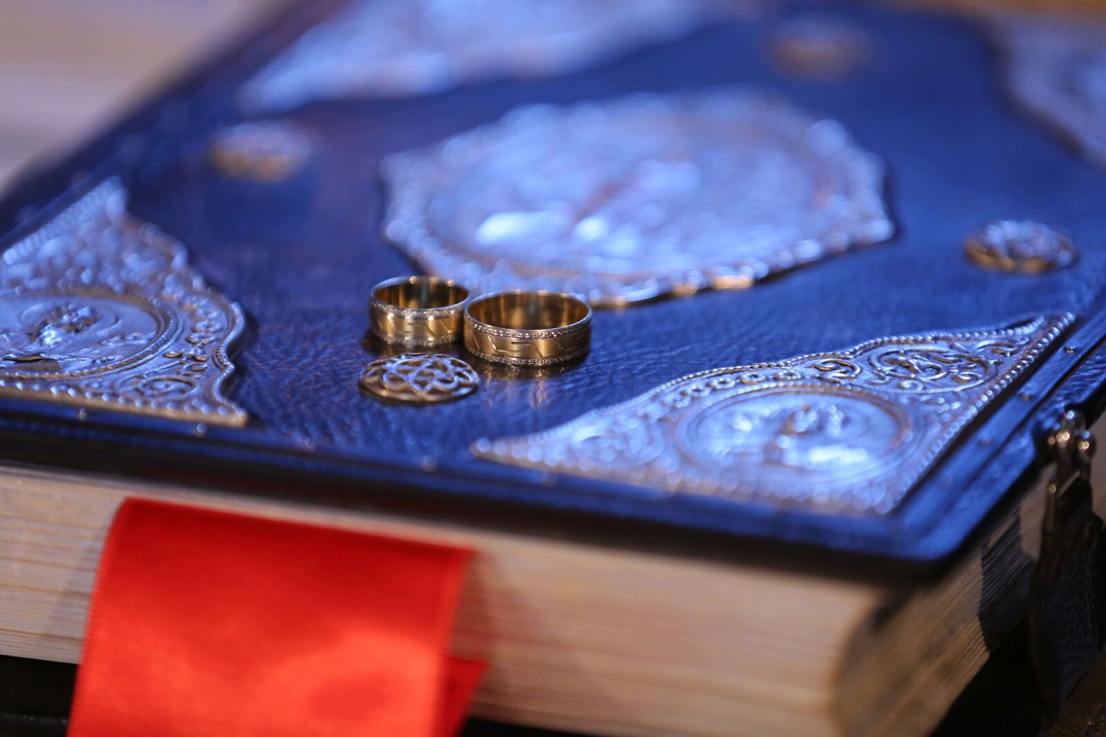 Canon EOS 5D Mark III sample photo. Book, ceremony, details, engagement photography