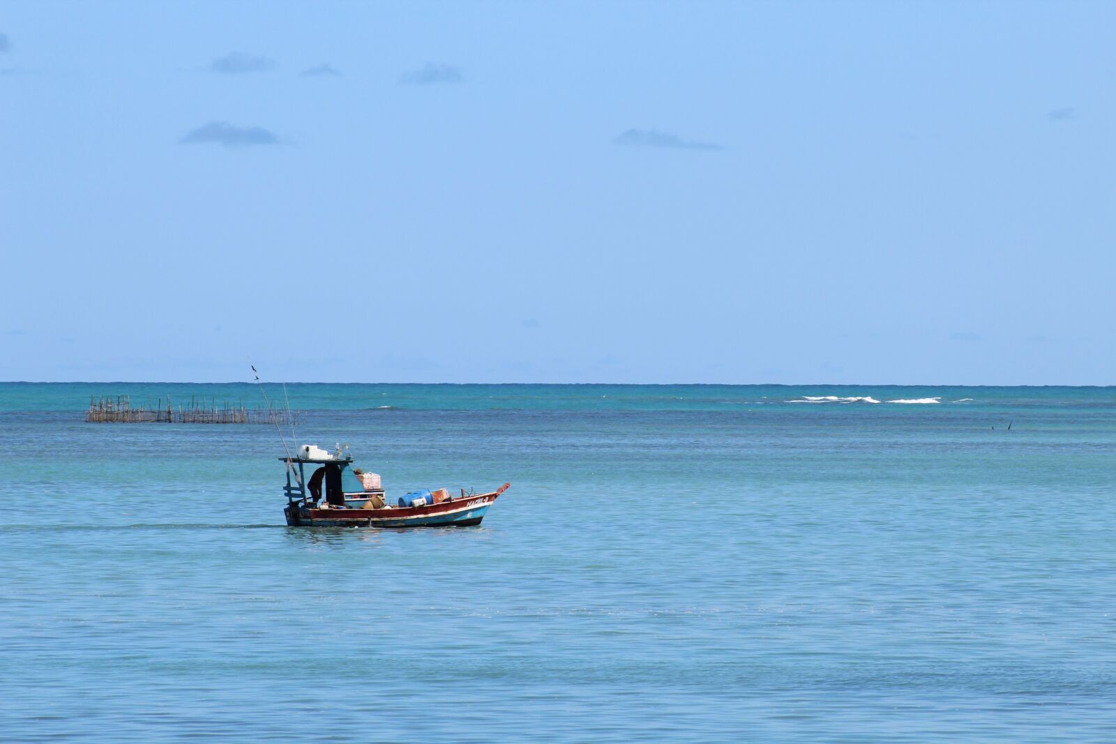Canon EOS 1300D (EOS Rebel T6 / EOS Kiss X80) sample photo. Mar, boat, northeast photography