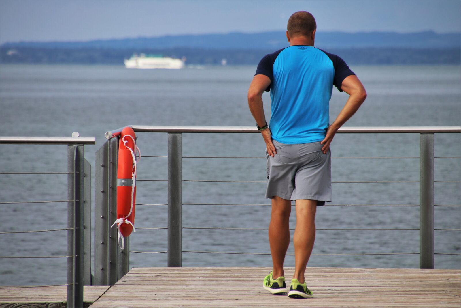 Canon EOS 80D sample photo. The pier, lake, blue photography