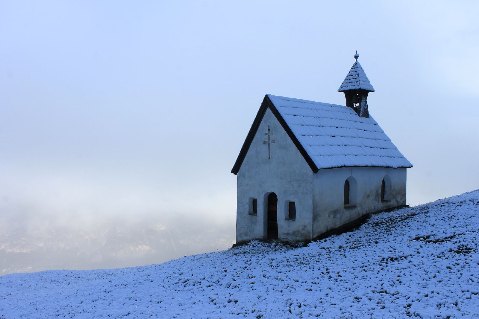Canon EOS 1100D (EOS Rebel T3 / EOS Kiss X50) sample photo. Chapel, alps, religion photography