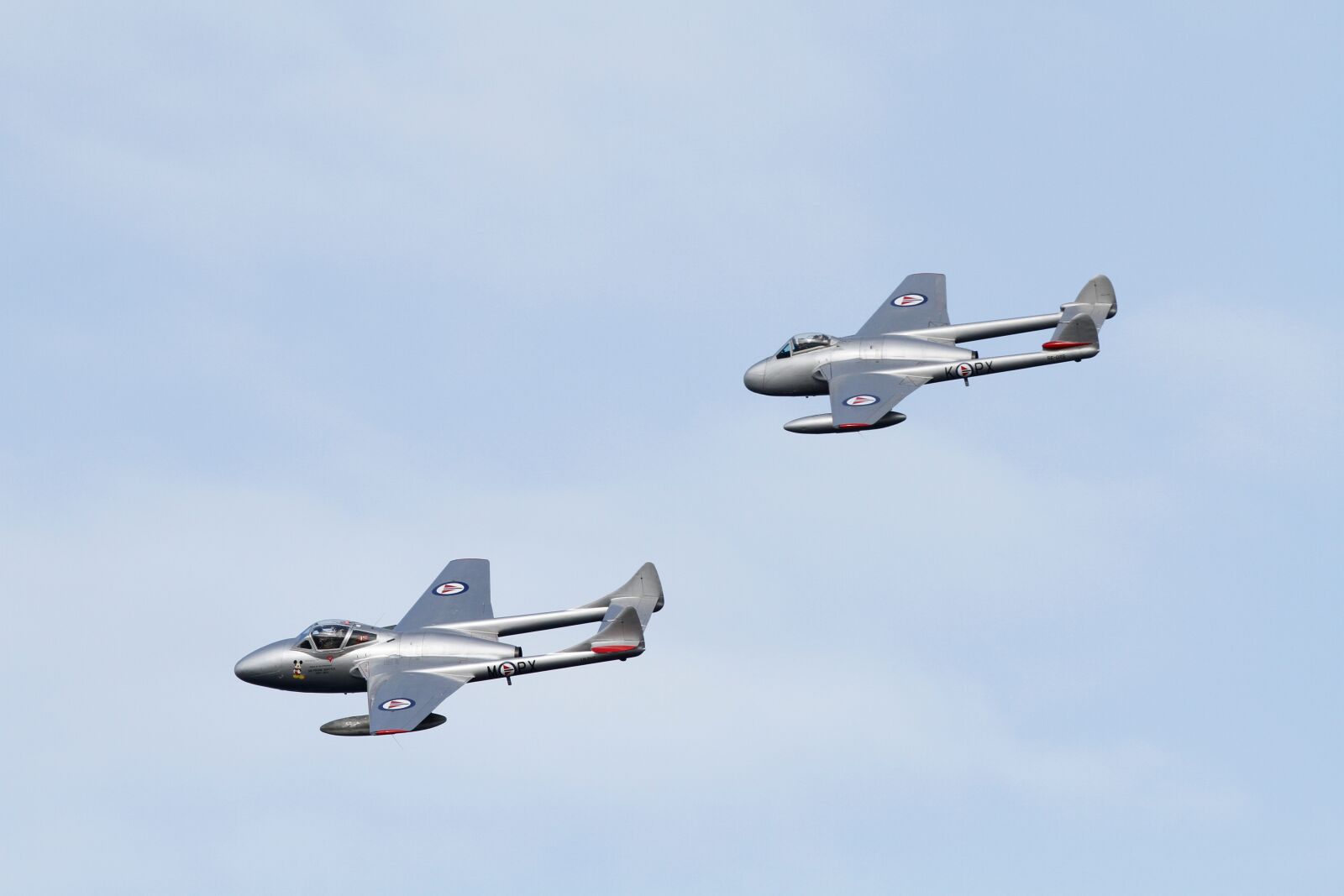 Canon EF 400mm F2.8L IS USM sample photo. Grey, jet, plane, on photography
