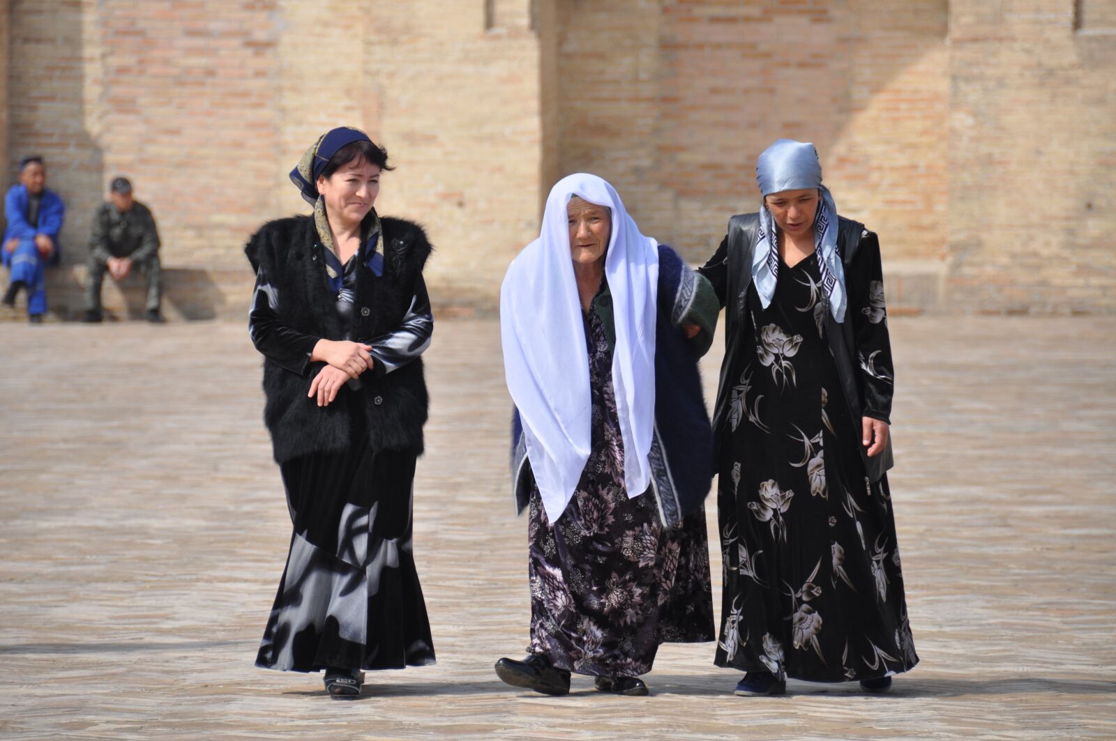 Nikon D90 sample photo. Uzbekistan, tashkent, stage of photography