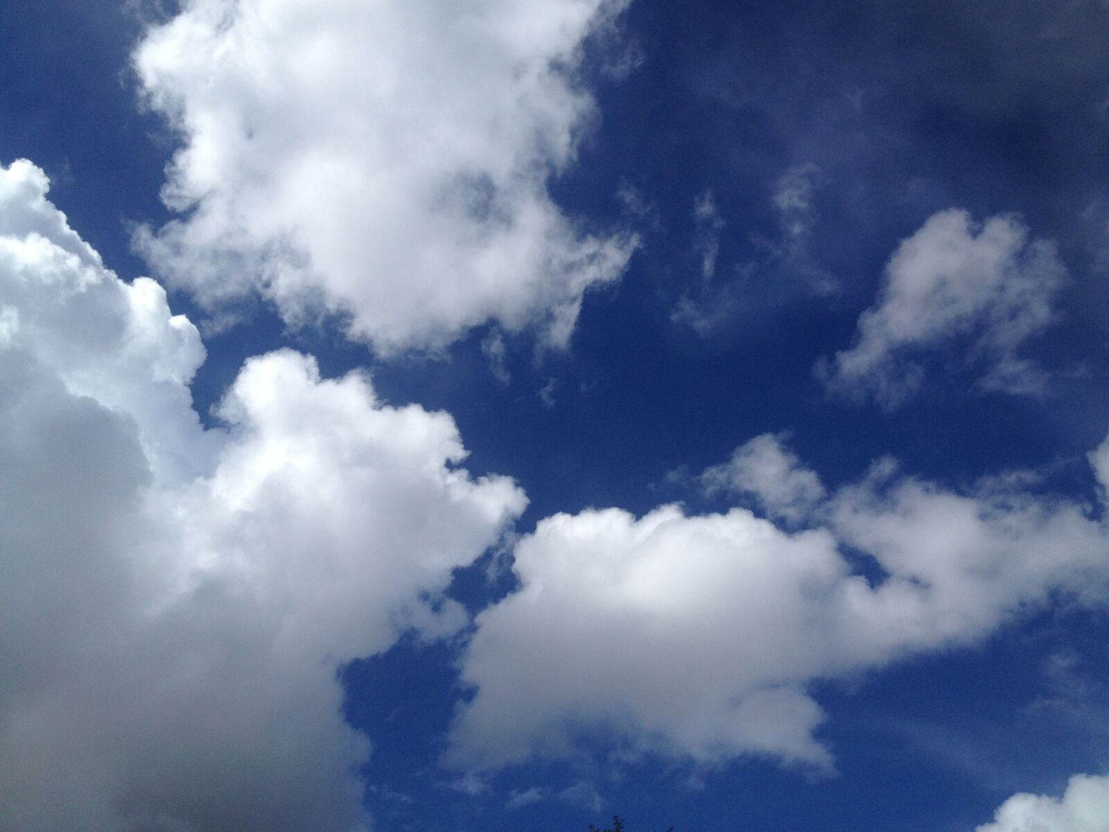 Apple iPhone 4S sample photo. Blue sky, white cloud photography
