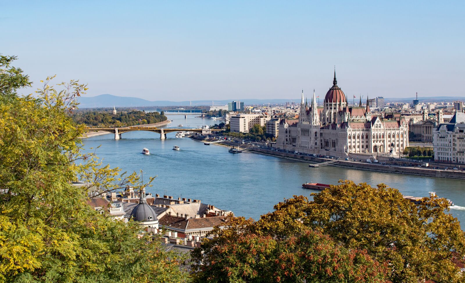 Canon EOS 6D Mark II sample photo. Hungary, budapest, danube photography